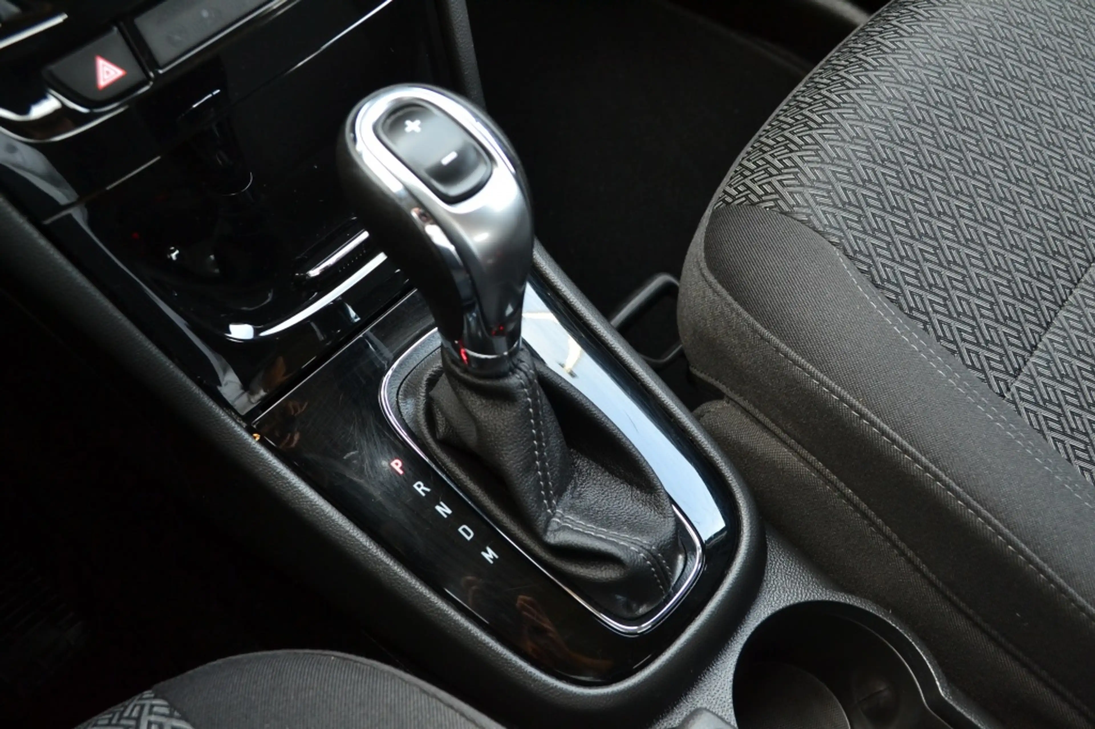 Opel Mokka X 1.4 Turbo Online Edition LED/Navi/Opendak — photo 29