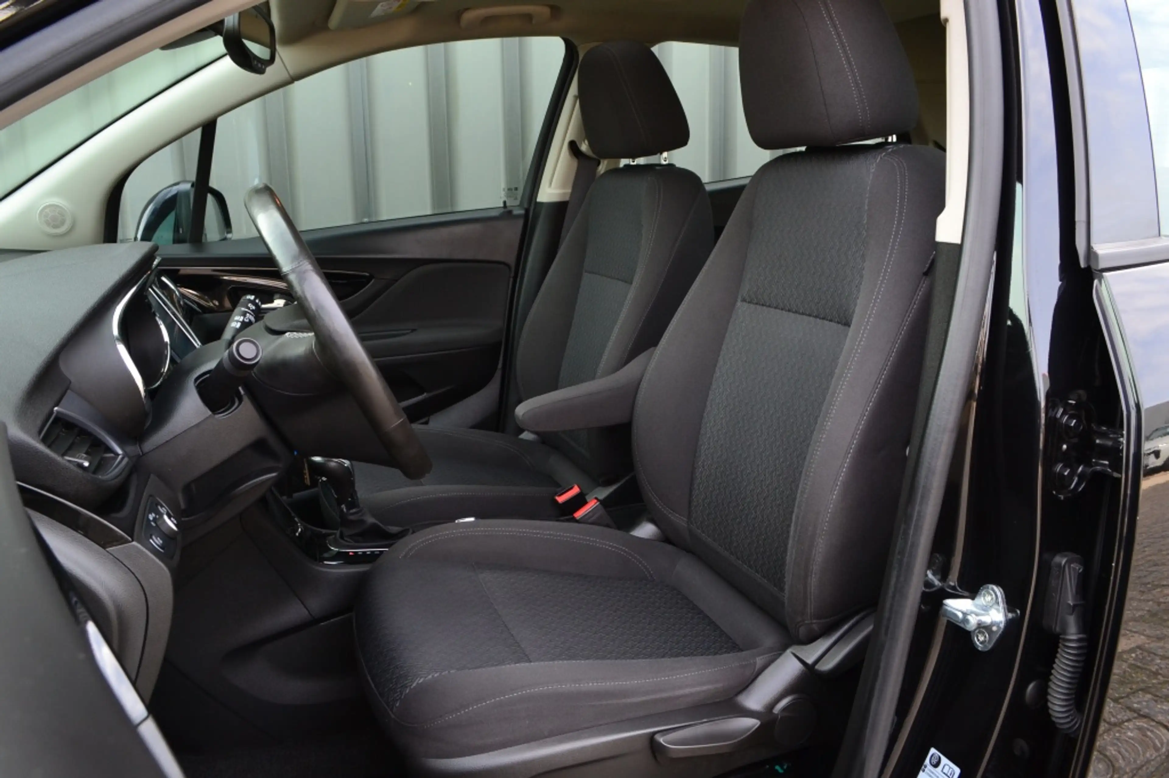 Opel Mokka X 1.4 Turbo Online Edition LED/Navi/Opendak — photo 8