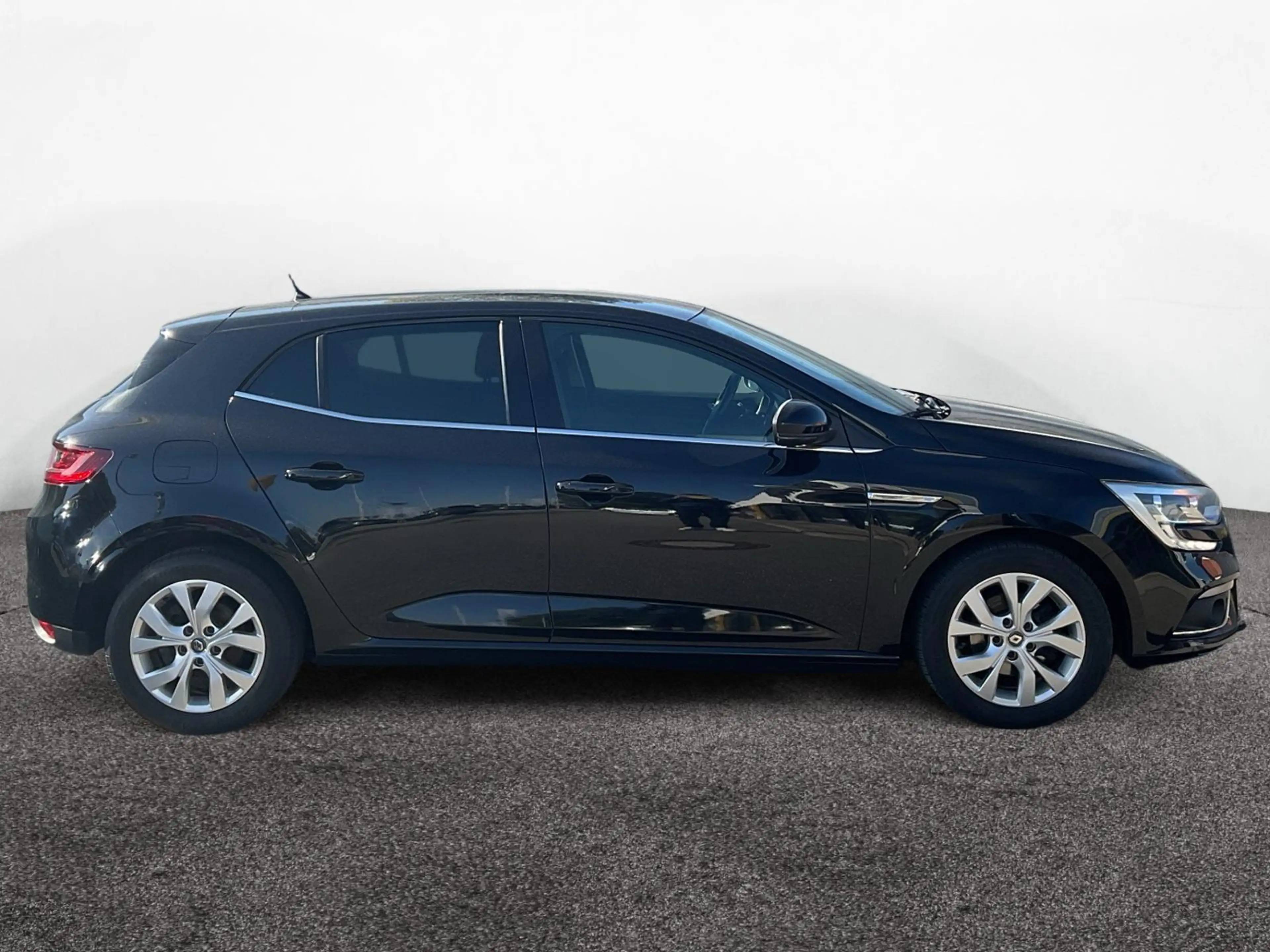 Renault Megane 5-Türer LIMITED DELUXE ENERGY TCe 115 — photo 5