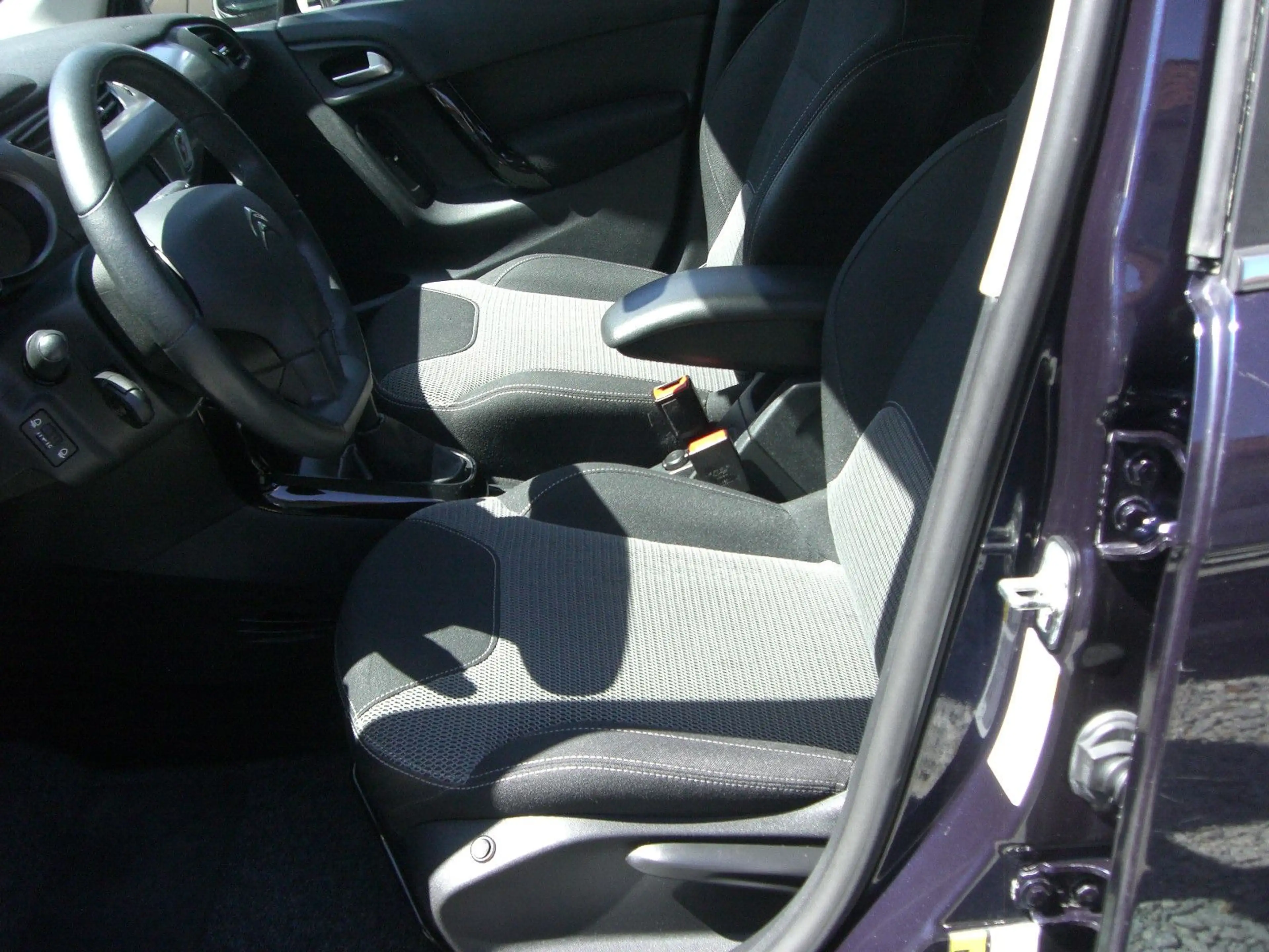 Citroen C3 Selection 2.Hand,Klima&Sitzhzg. — photo 8