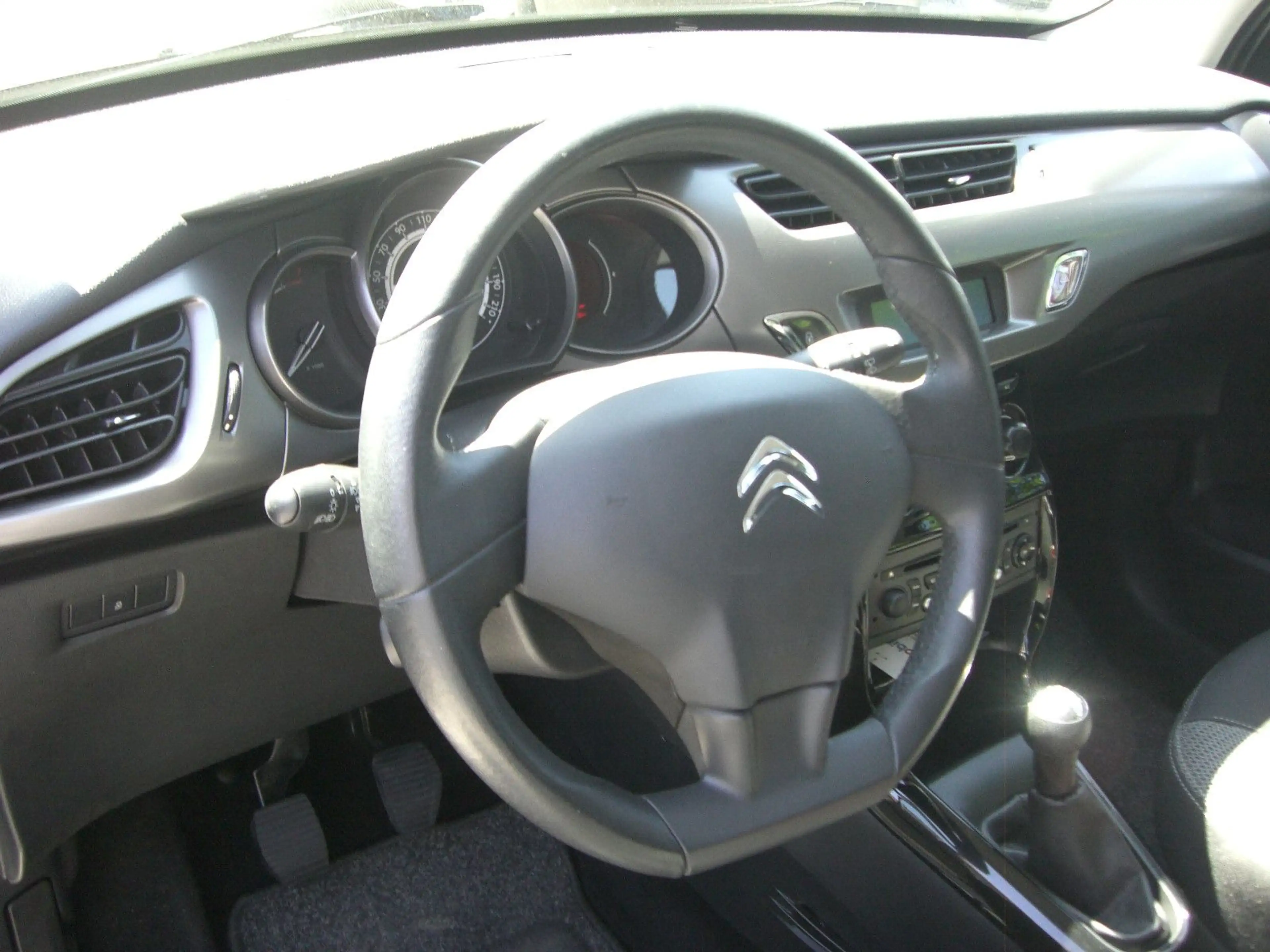 Citroen C3 Selection 2.Hand,Klima&Sitzhzg. — photo 9