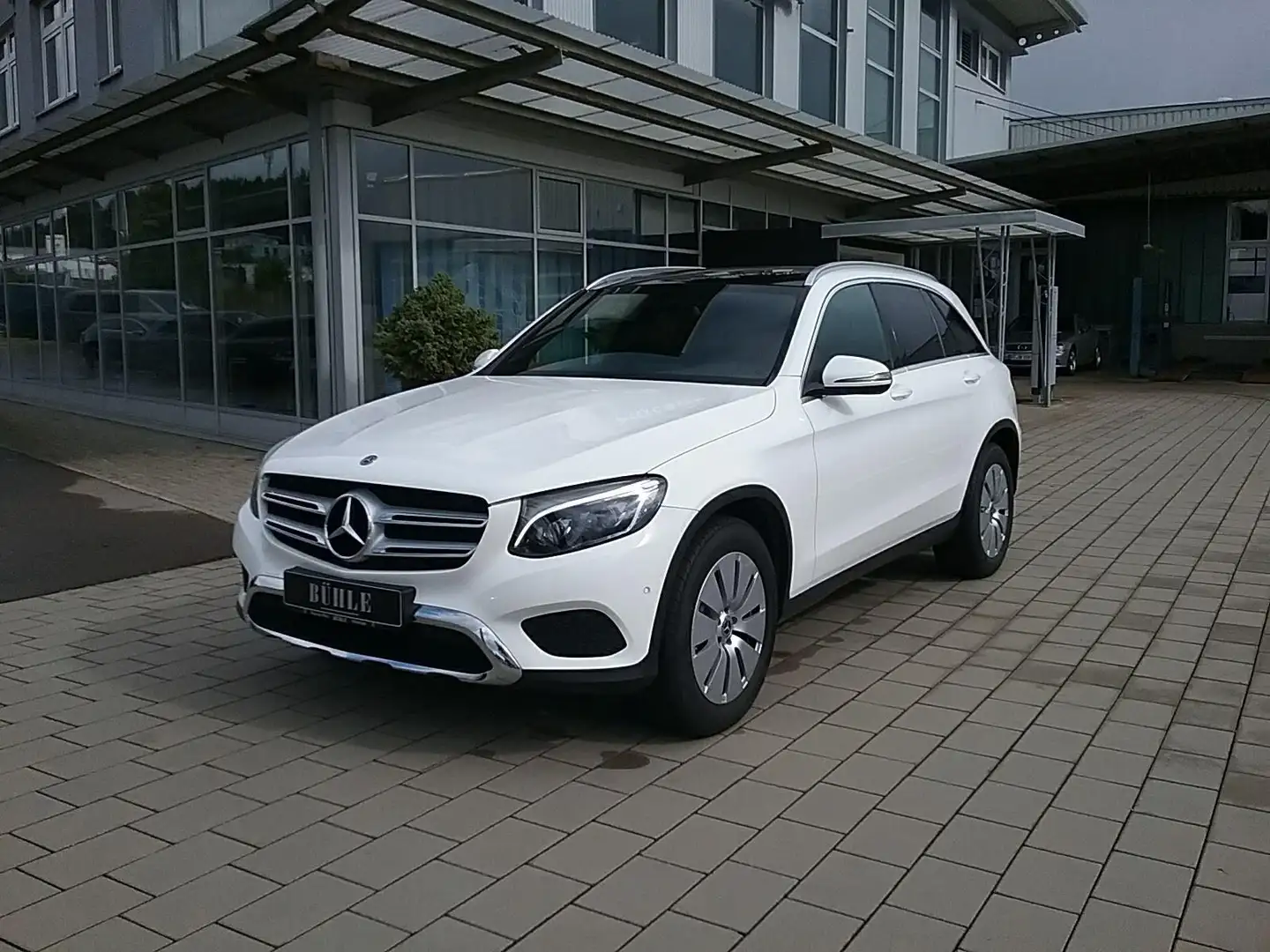 Mercedes-Benz GLC 220 D EXCLUSIVE 4 MATIC+AMG+AHK+KAMERA+PANO+ Alb - 1