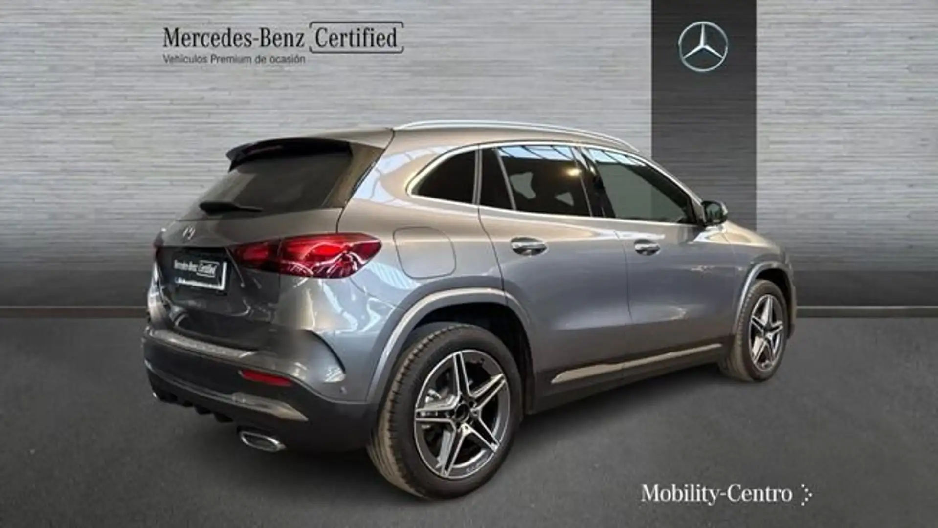 Mercedes-Benz GLA 200 D Gris - 2