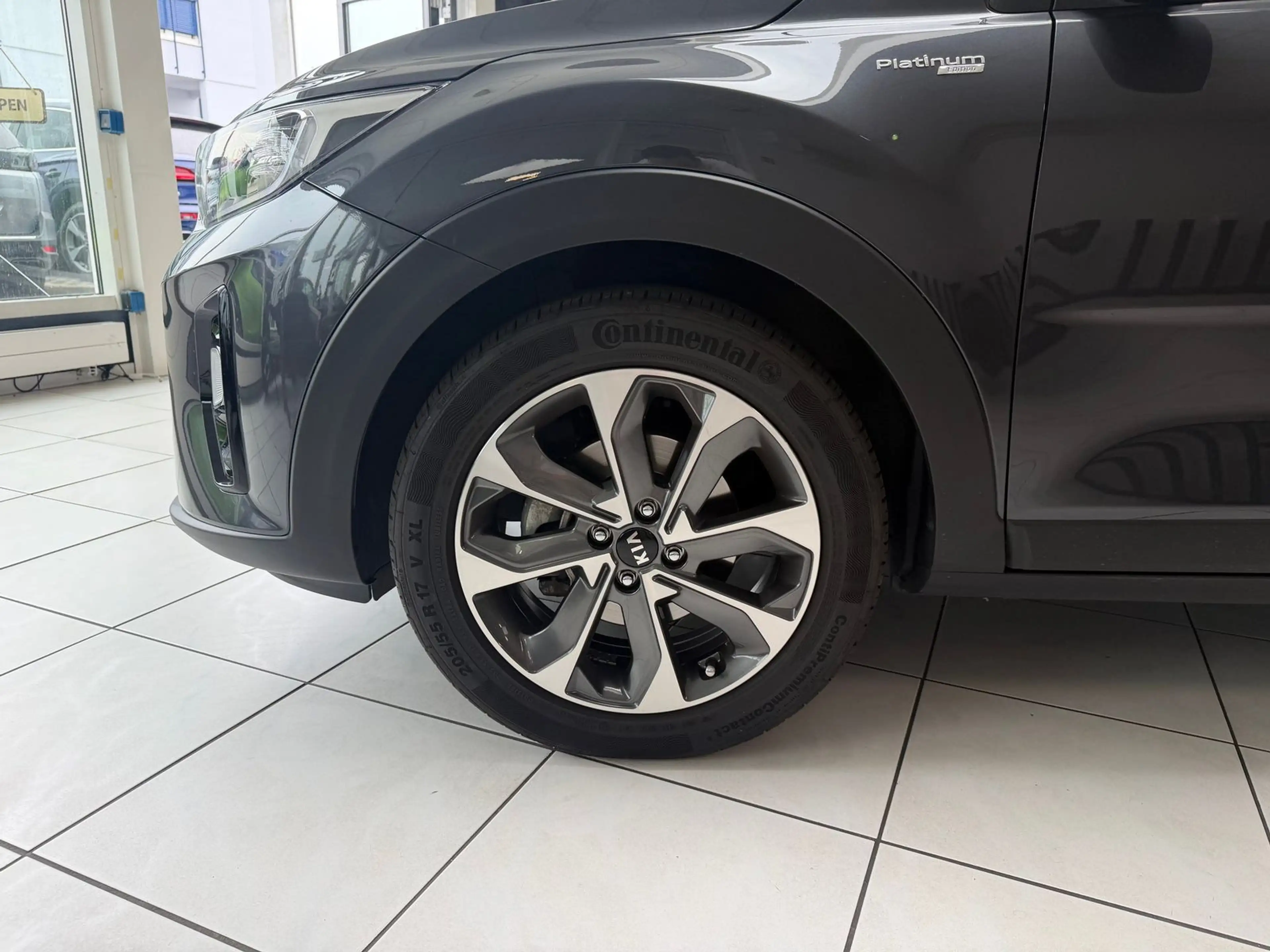 Kia Stonic Kia Stonic  Platinum 1.Hand Leder Pano Navi Top — photo 10