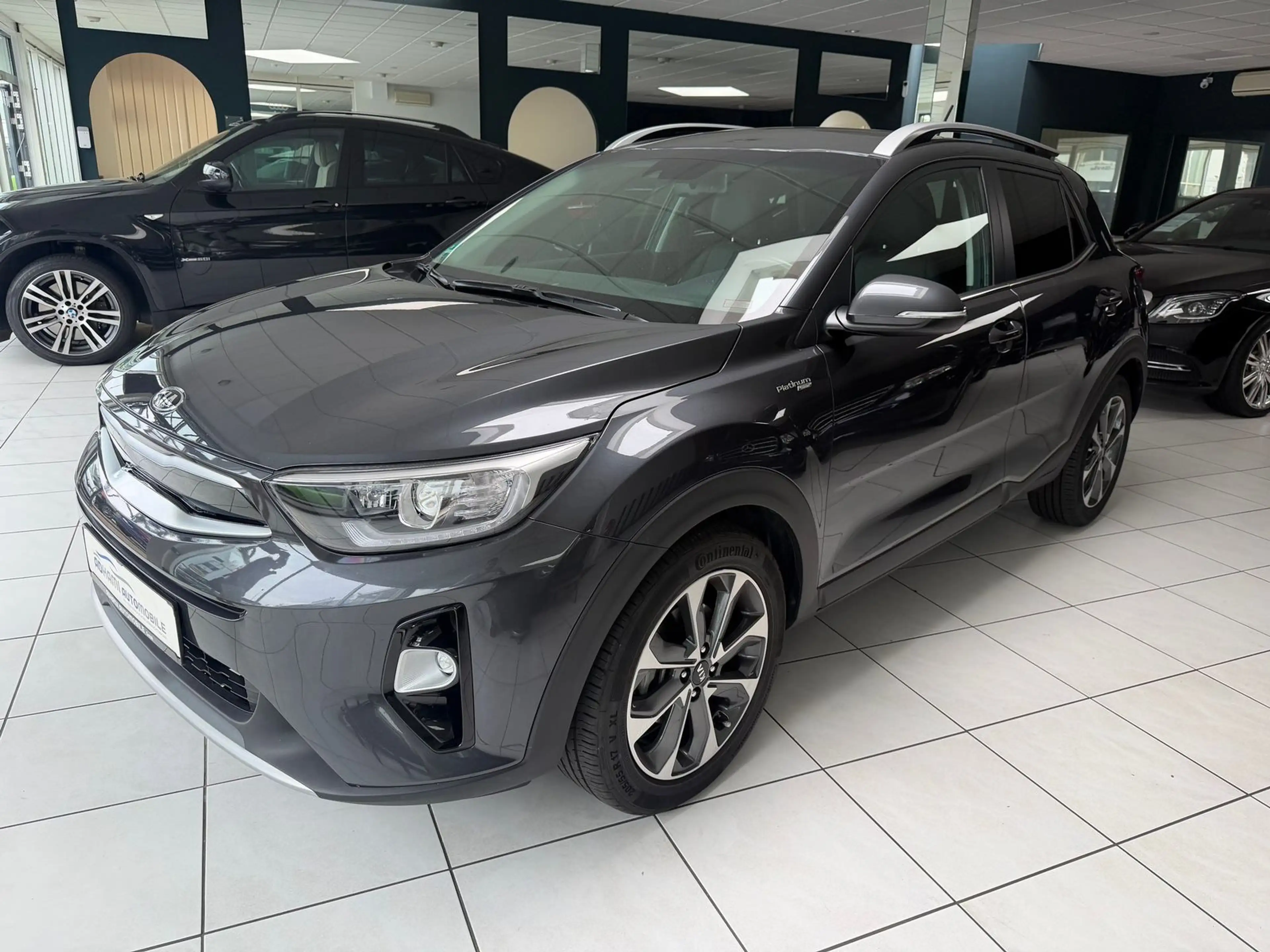 Kia Stonic Kia Stonic  Platinum 1.Hand Leder Pano Navi Top
