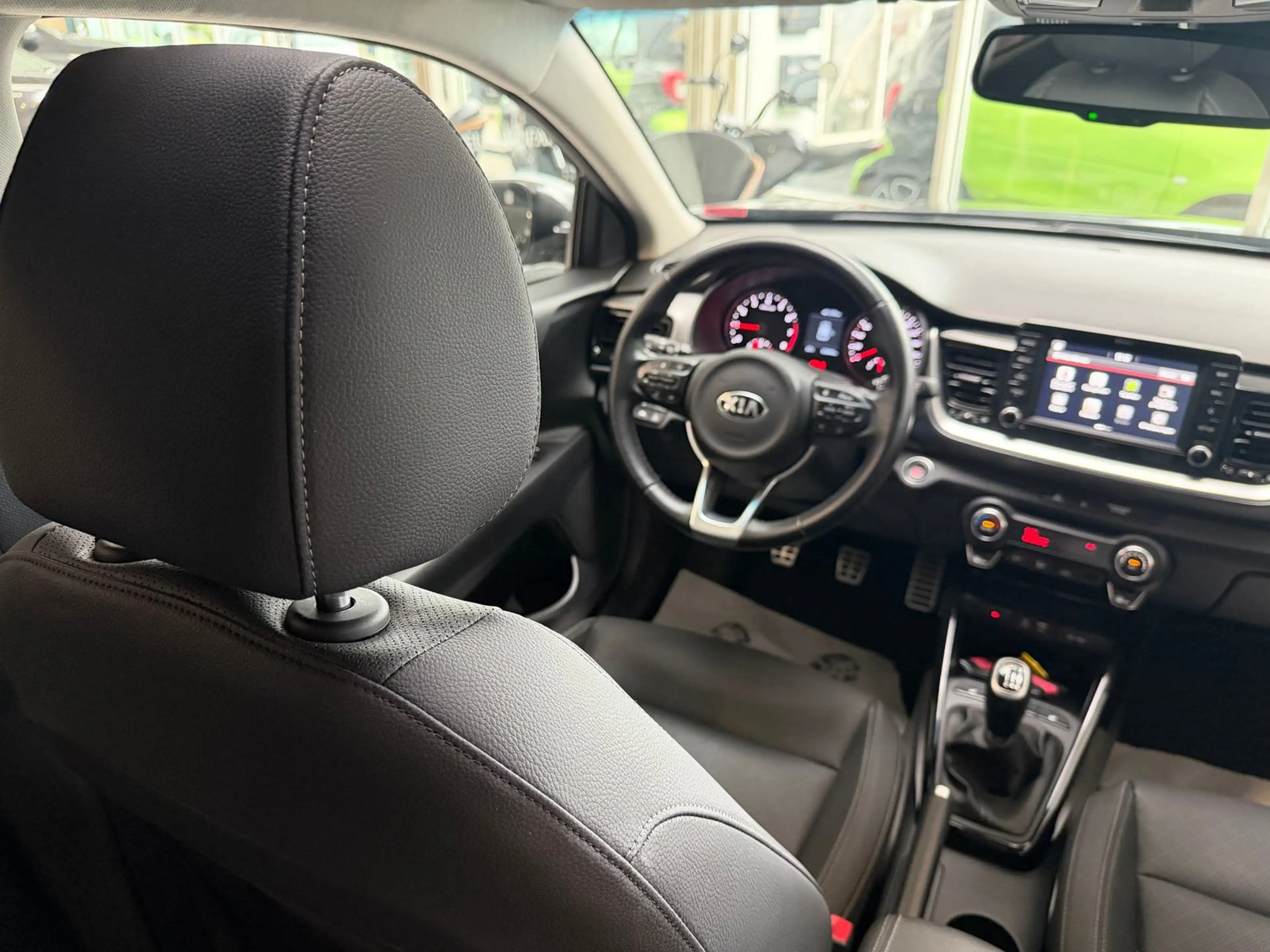 Kia Stonic Kia Stonic  Platinum 1.Hand Leder Pano Navi Top — photo 19