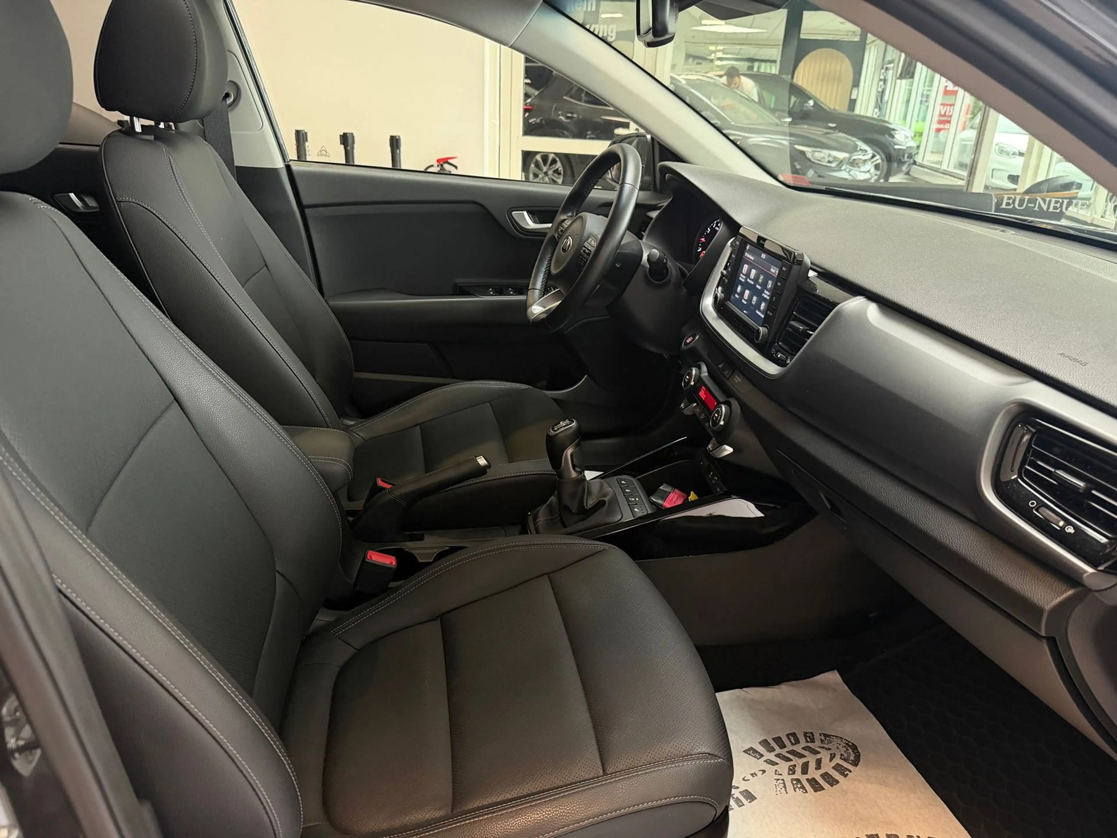 Kia Stonic Kia Stonic  Platinum 1.Hand Leder Pano Navi Top — photo 21