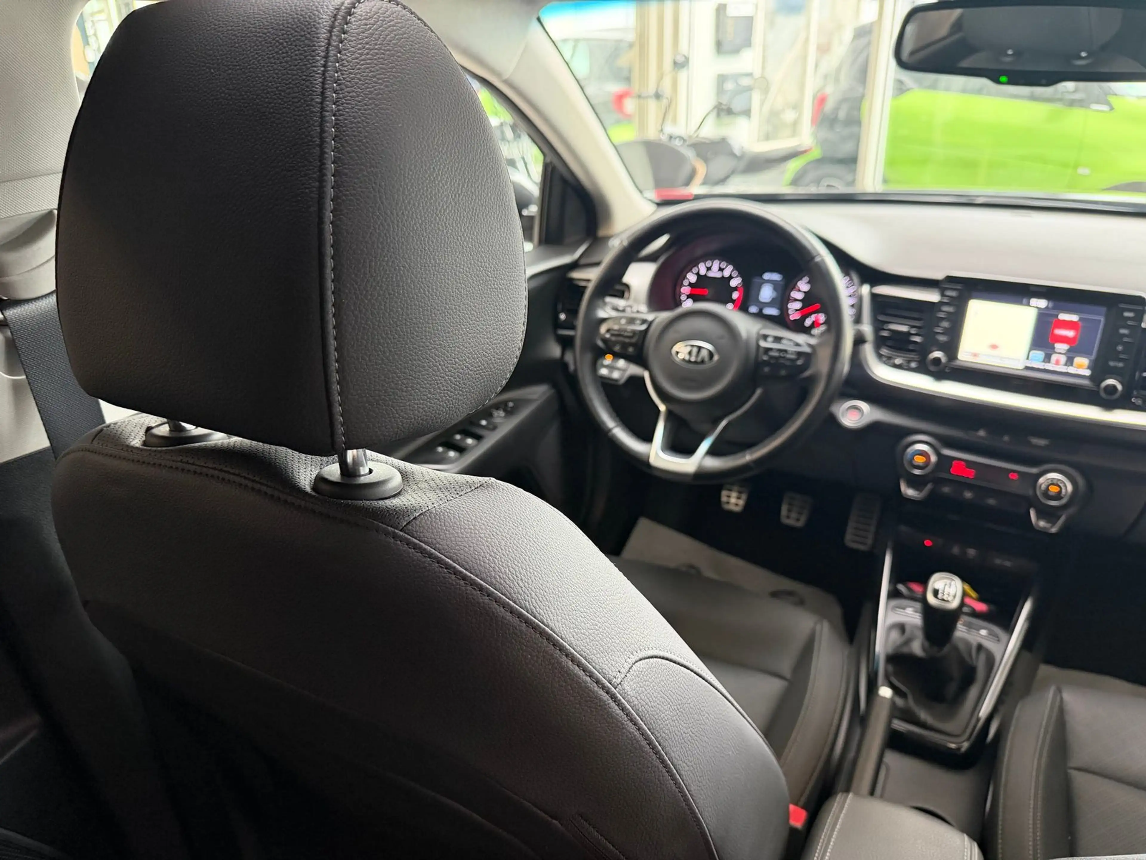 Kia Stonic Kia Stonic  Platinum 1.Hand Leder Pano Navi Top — photo 16