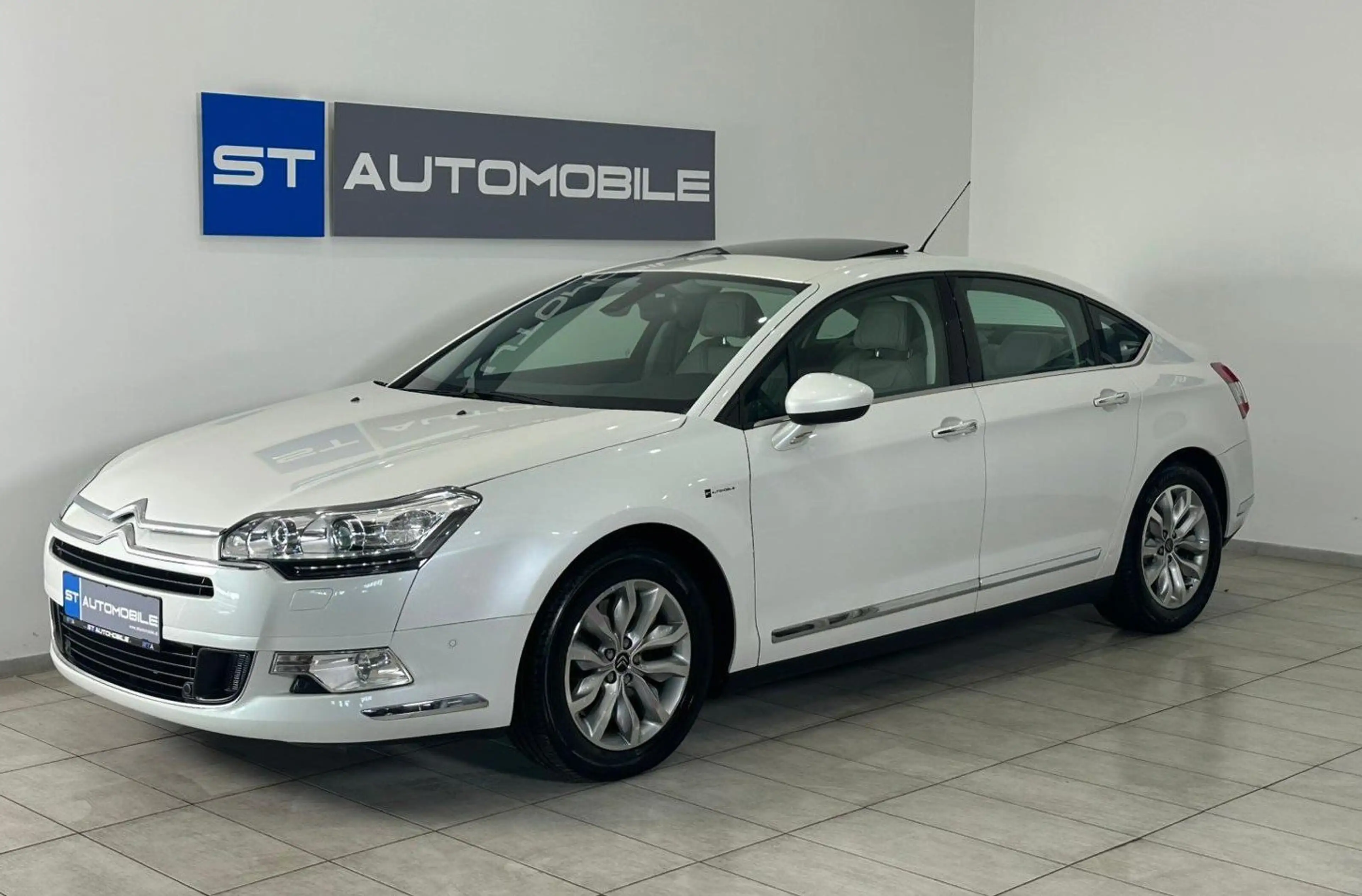 Citroen C5 Exclusive Aut. // NAVI // SITZHEIZUNG // LEDER // — photo 7