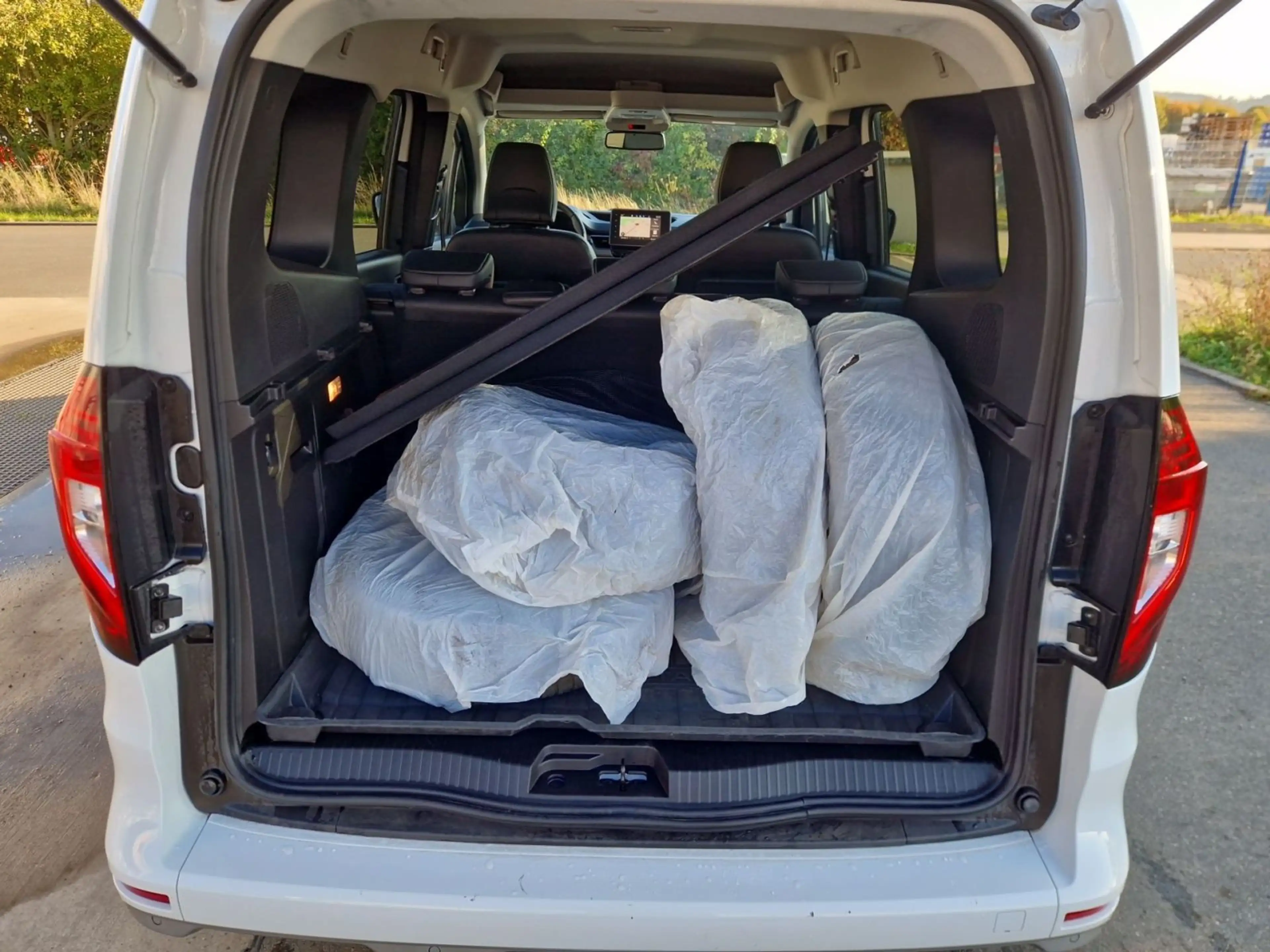 Nissan Townstar TEKNA MwSt. ausweisbar Leasing möglich — photo 13