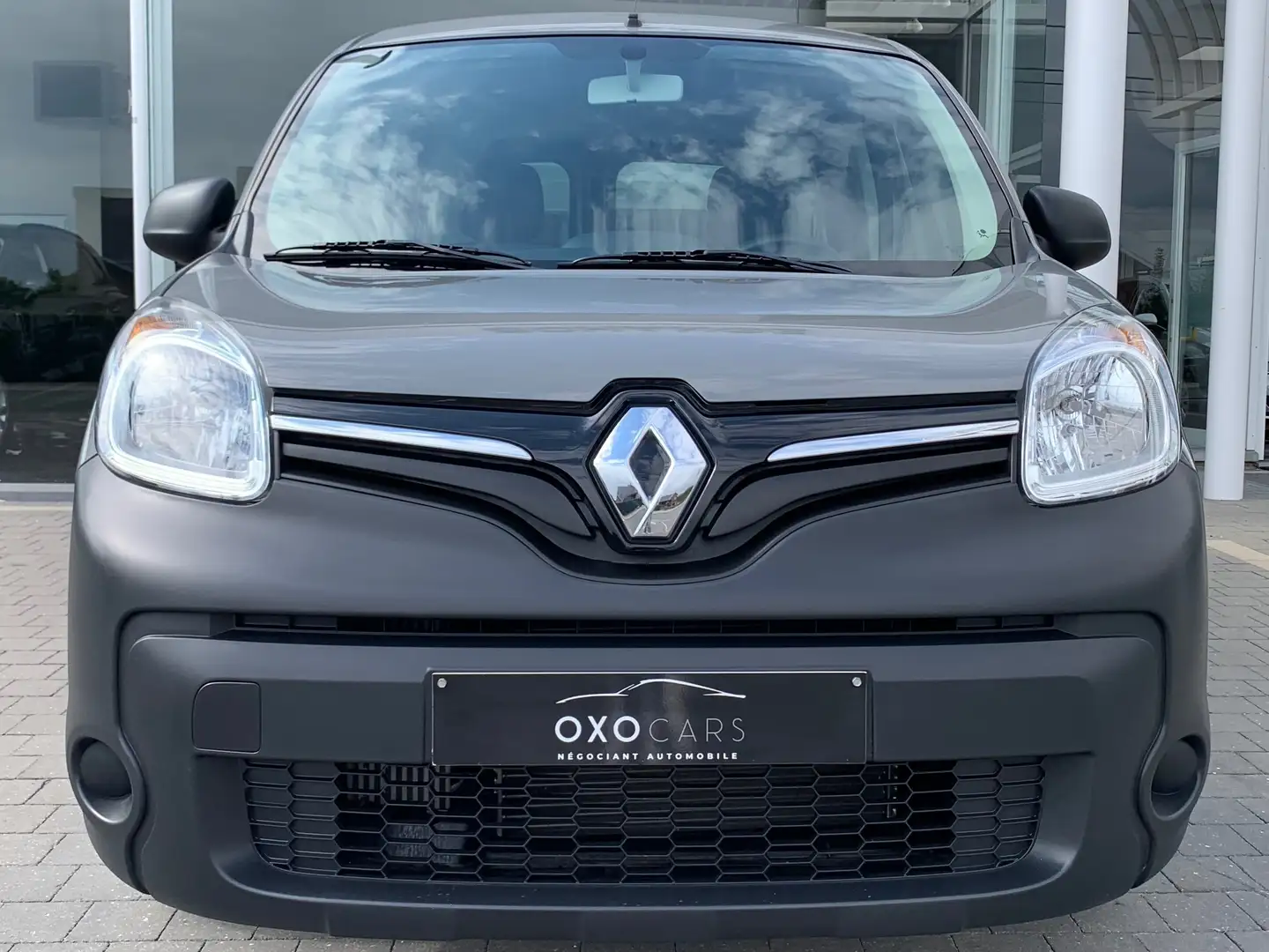 Renault Kangoo 1.2i 115CV / 5 Places / Bluetooth / USB / GARANTIE Grau - 2