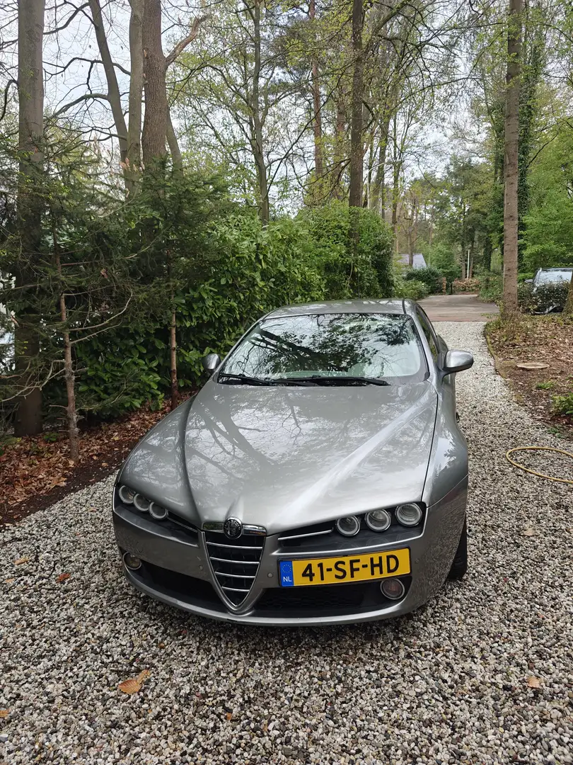 Alfa Romeo 159 2.2 JTS 16V Distinctive - 1