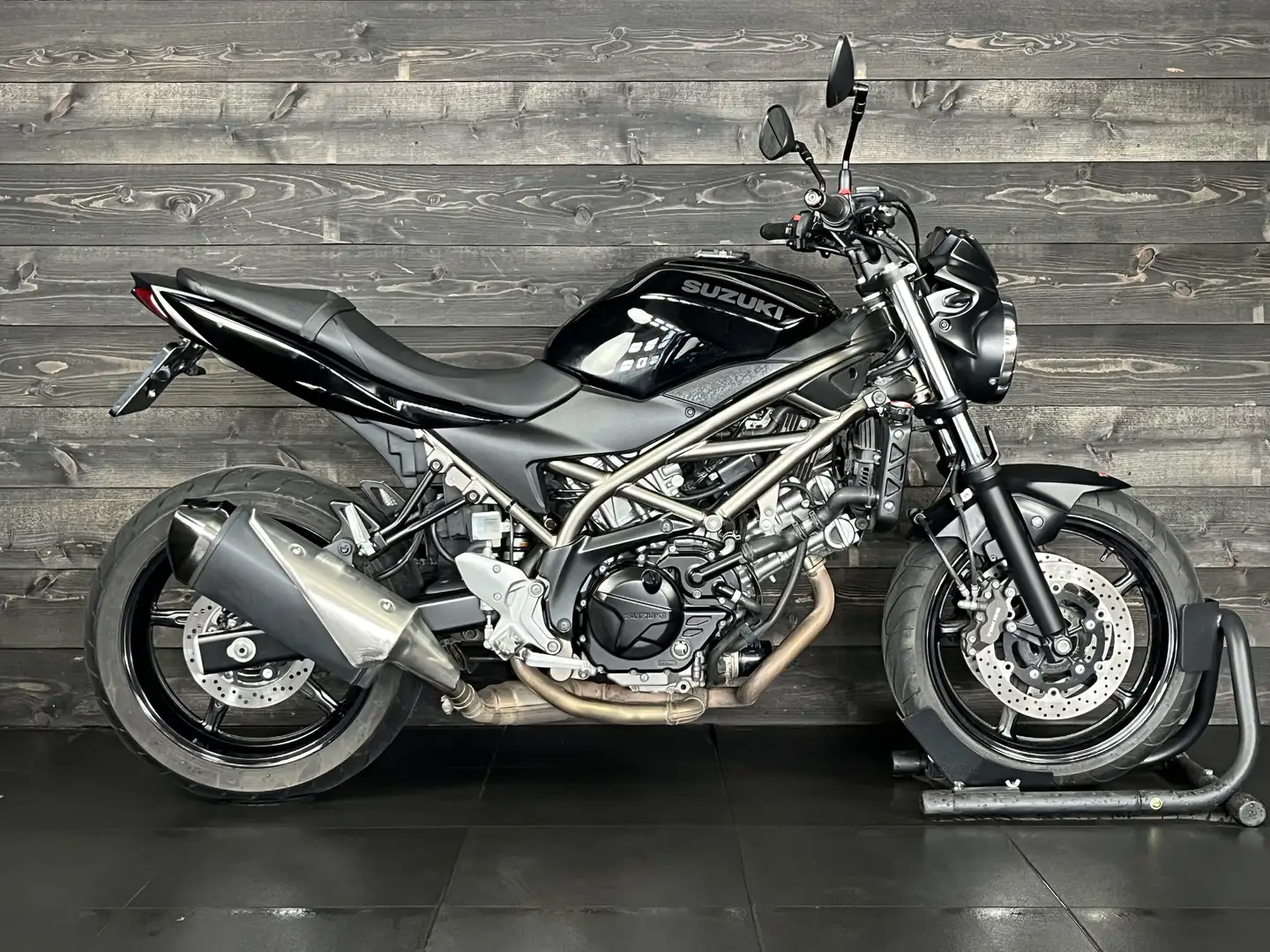 Suzuki SV 650 Black - 2