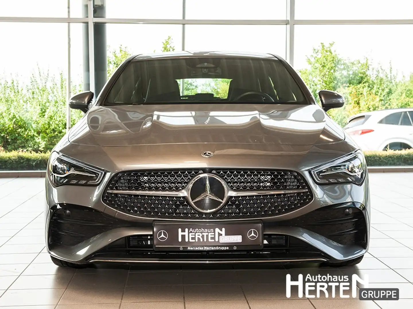 Mercedes-Benz CLA 200 SB+AMG+KAMERA+LED+NAVIGATION+SPIEGELP. Gris - 2