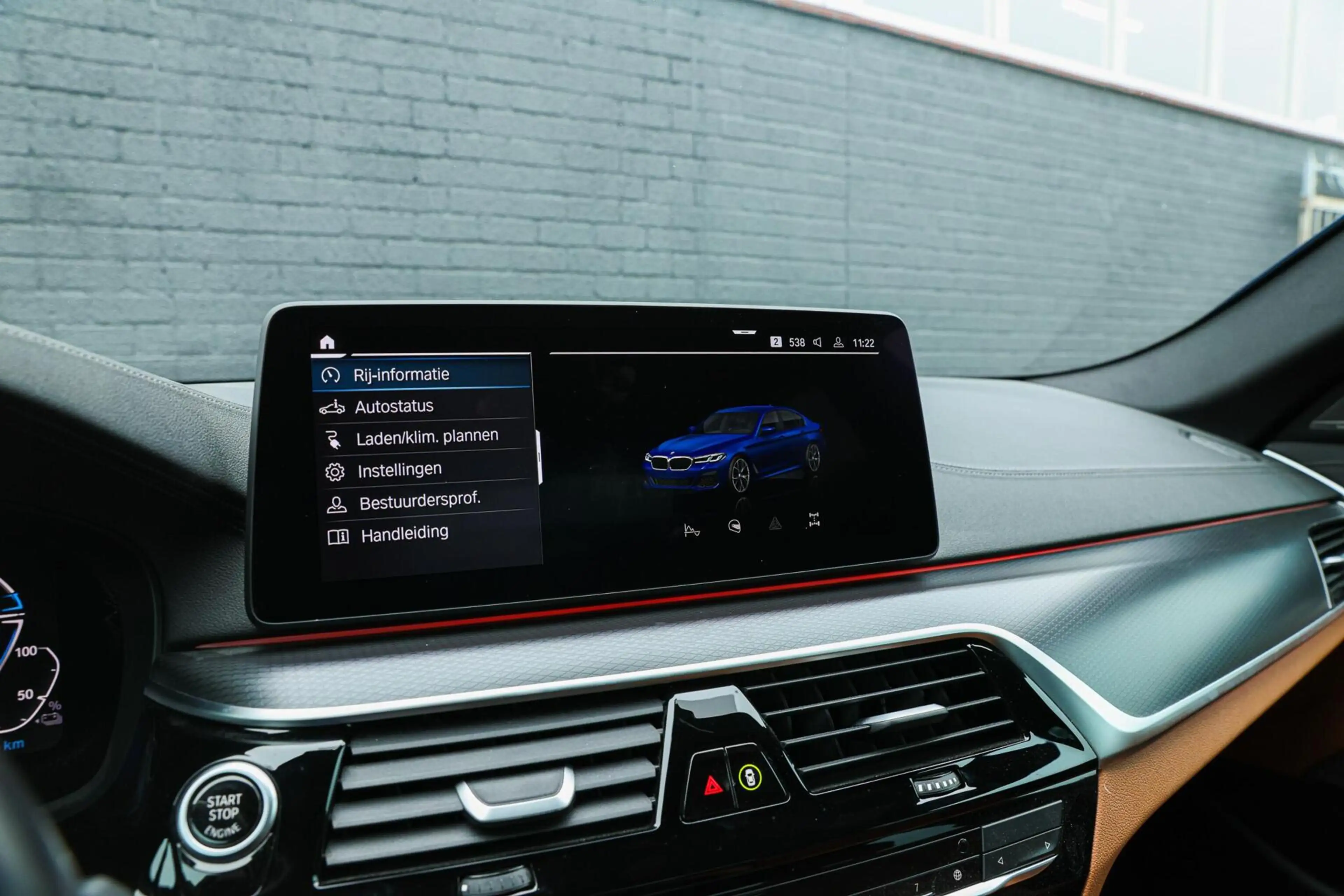 BMW 545 5-serie 545e xDrive M-SPORT LASER HARMAN KARDON CA — photo 15