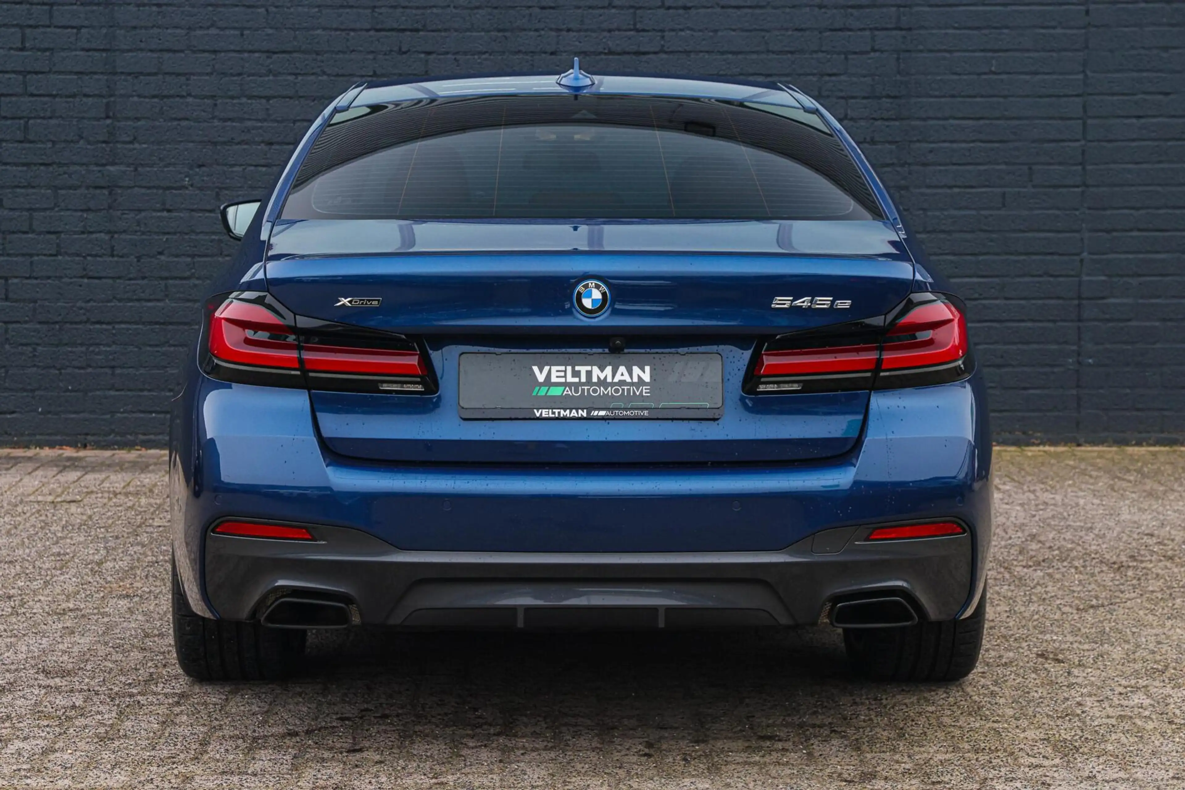 BMW 545 5-serie 545e xDrive M-SPORT LASER HARMAN KARDON CA — photo 7