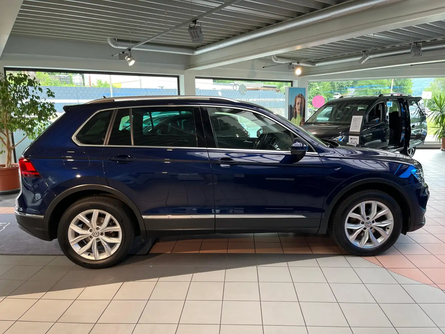 Volkswagen Tiguan 2.0 TDI Highline 4Motion. LED+Navi+AHK Blu/Azzurro - 2
