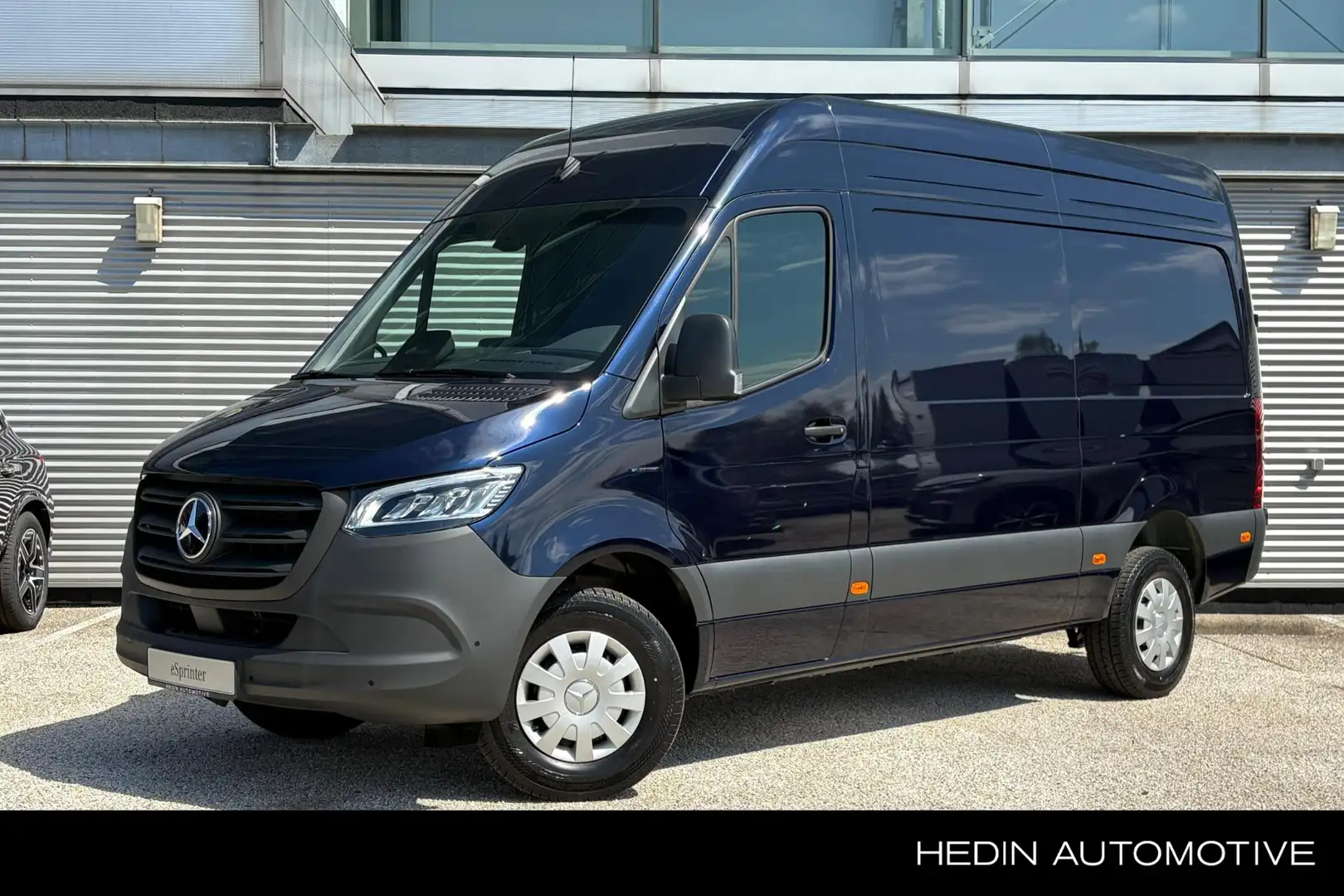 Mercedes-Benz 320 eSprinter L2/H2 Pro 81kWh | Winterpakket | High-pe Blauw - 1
