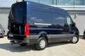 Mercedes-Benz 320 eSprinter L2/H2 Pro 81kWh | Winterpakket | High-pe Blauw - thumbnail 2