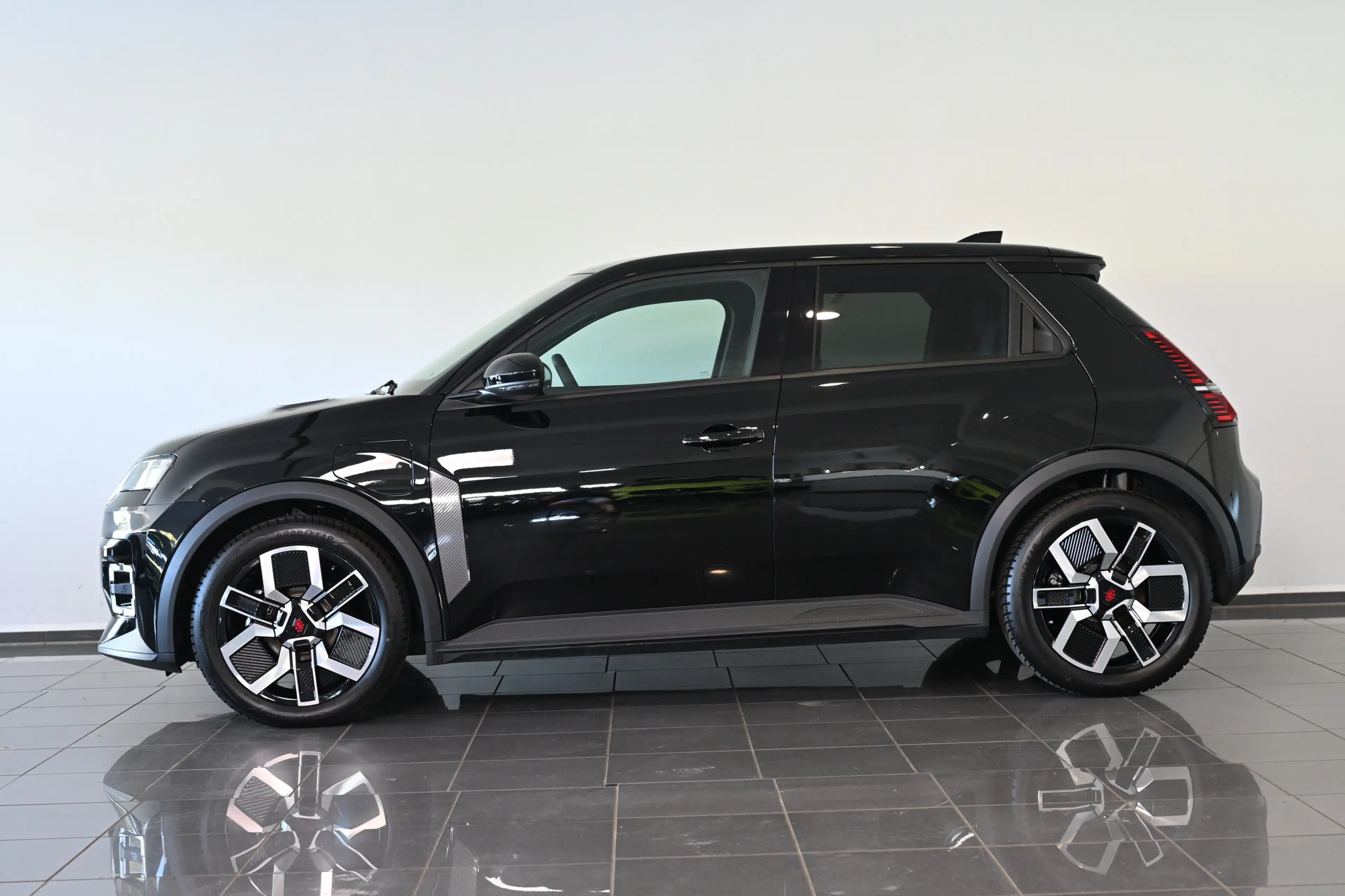 Renault R 5 E-TECH 150 Comfort Range Techno 52 kWh ACC