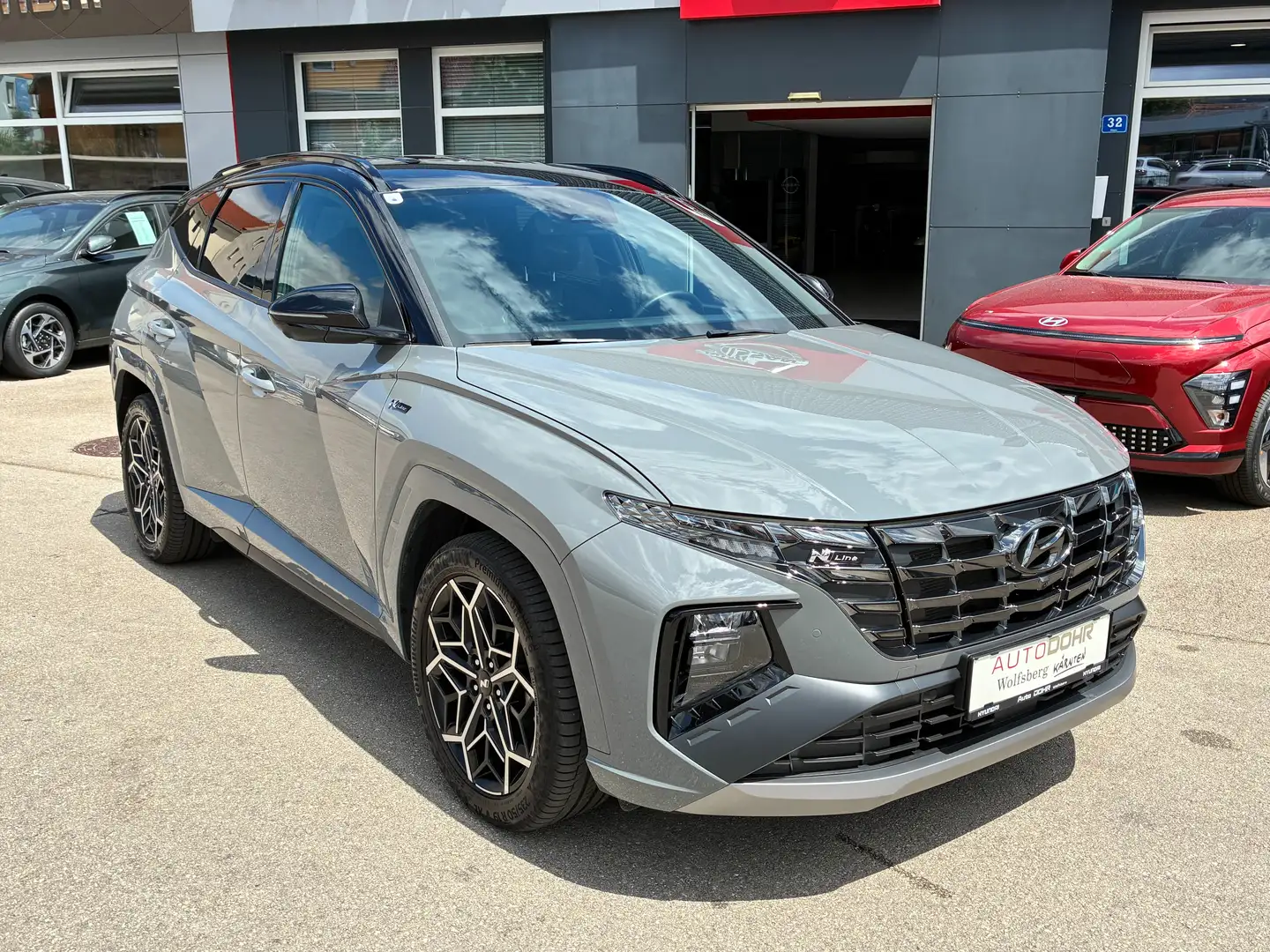 Hyundai TUCSON 1,6 CRDI 4WD 48V N-Line DCT Grau - 1