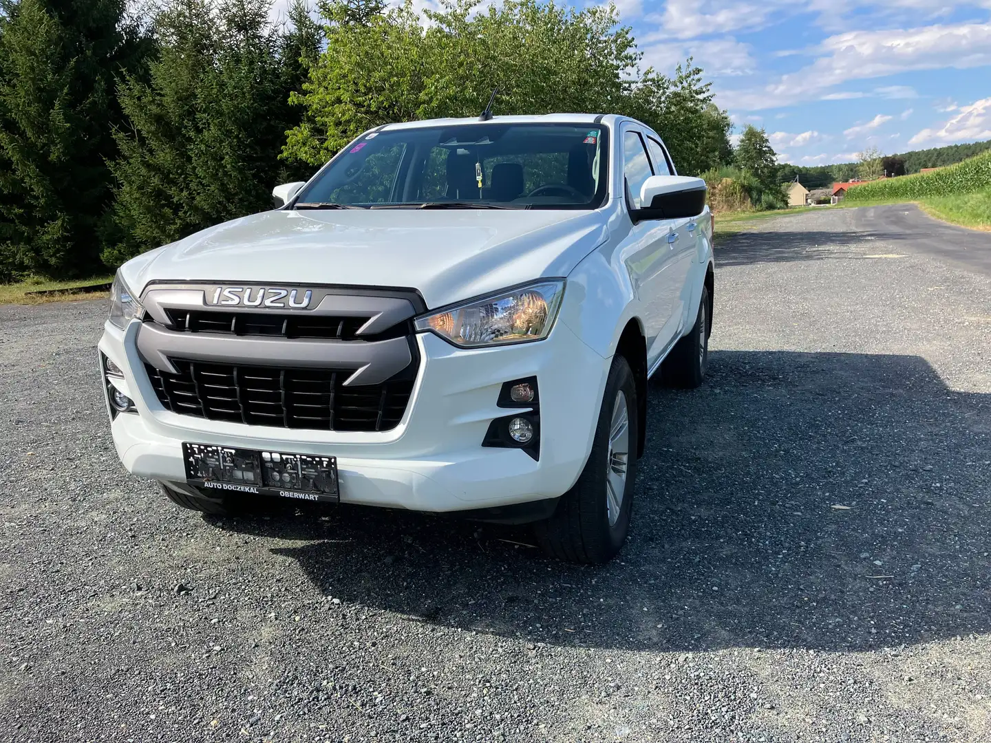 Isuzu D-Max LS Weiß - 1