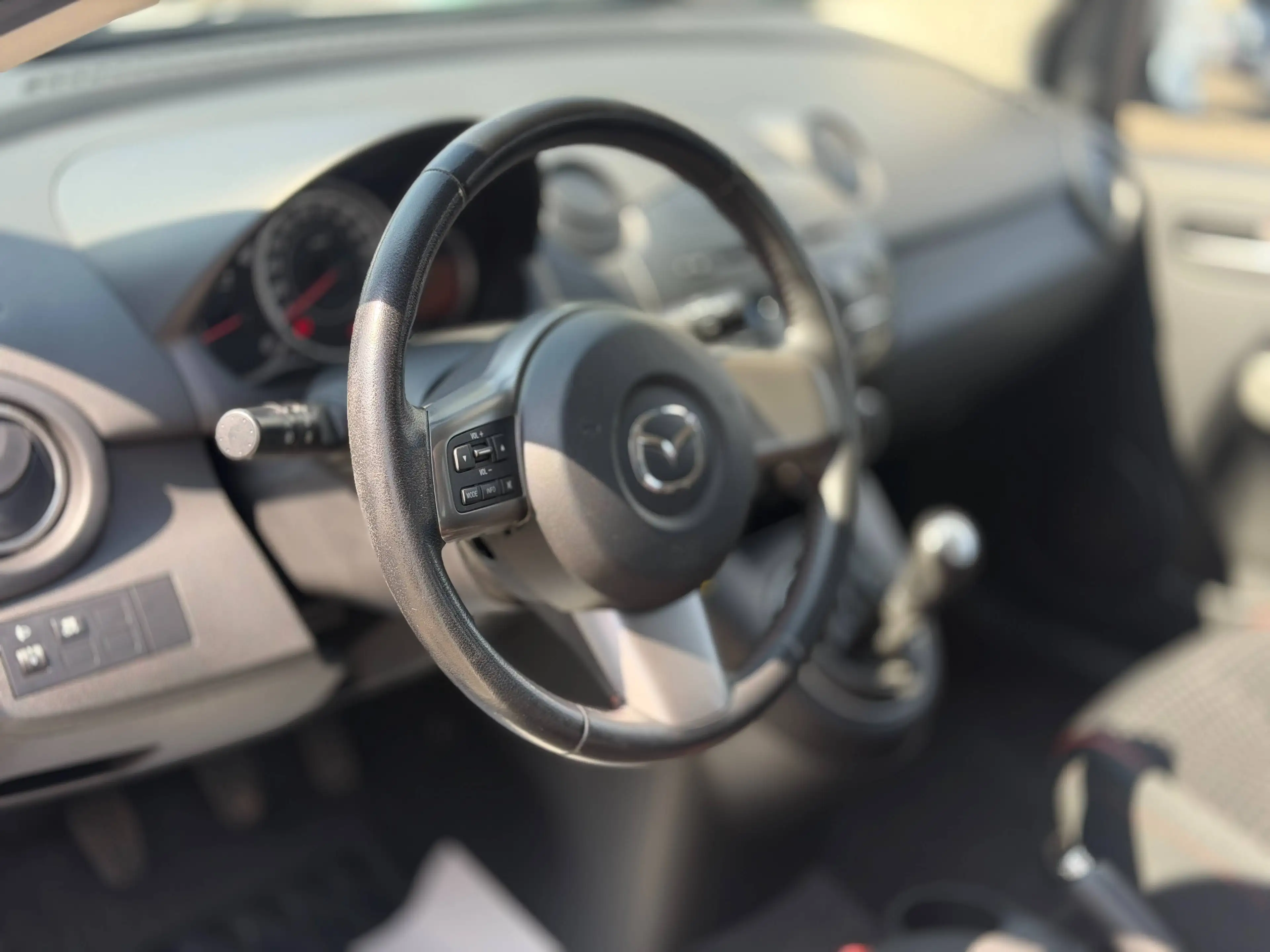 Mazda 2 1.3 Edition (5-trg.) (55kW) — photo 10