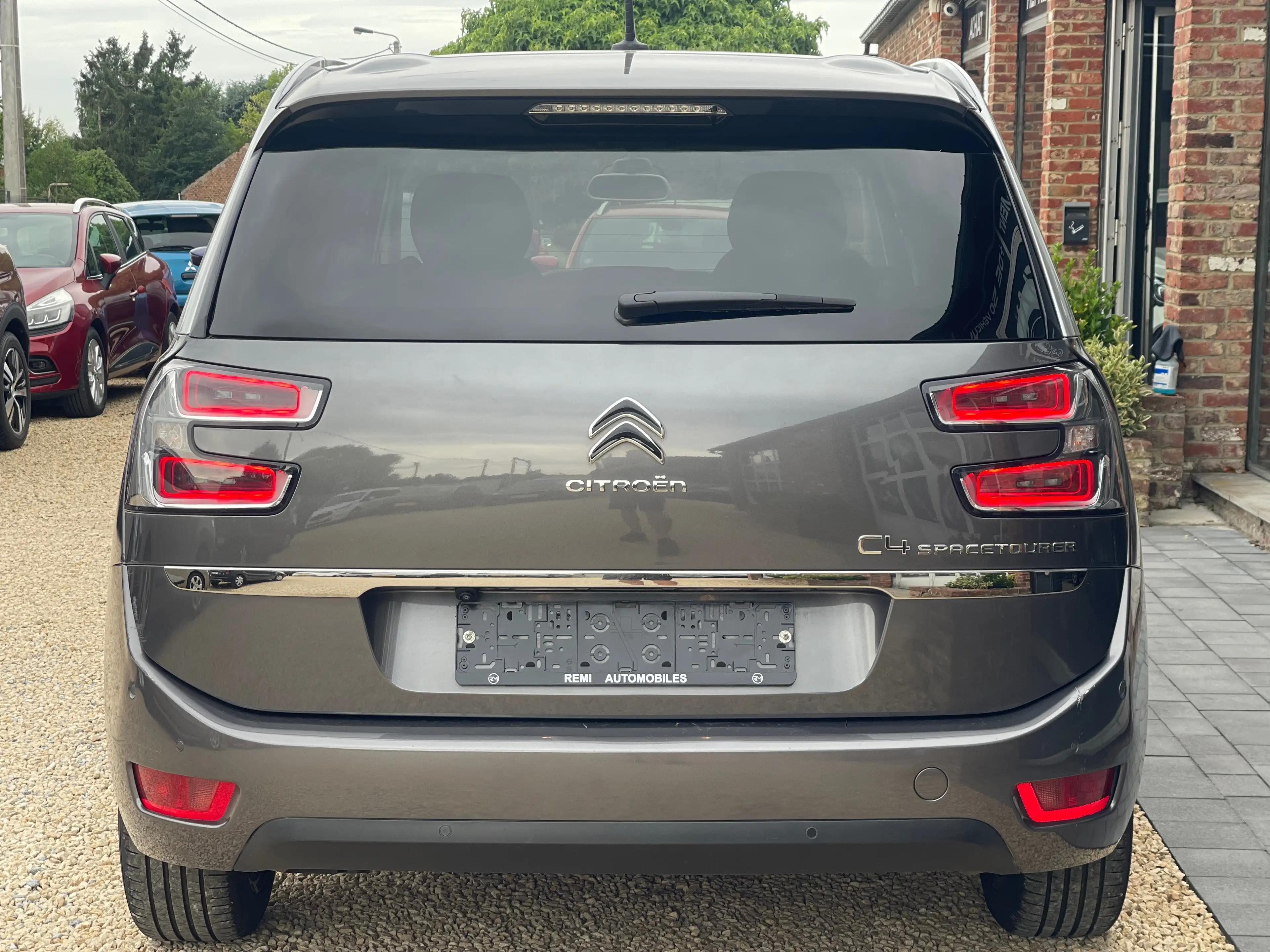 Citroen C4 SpaceTourer 1.5 BlueHDi*7PL*NAVI*GARANTIE 1AN*CARNET*FULL — photo 4