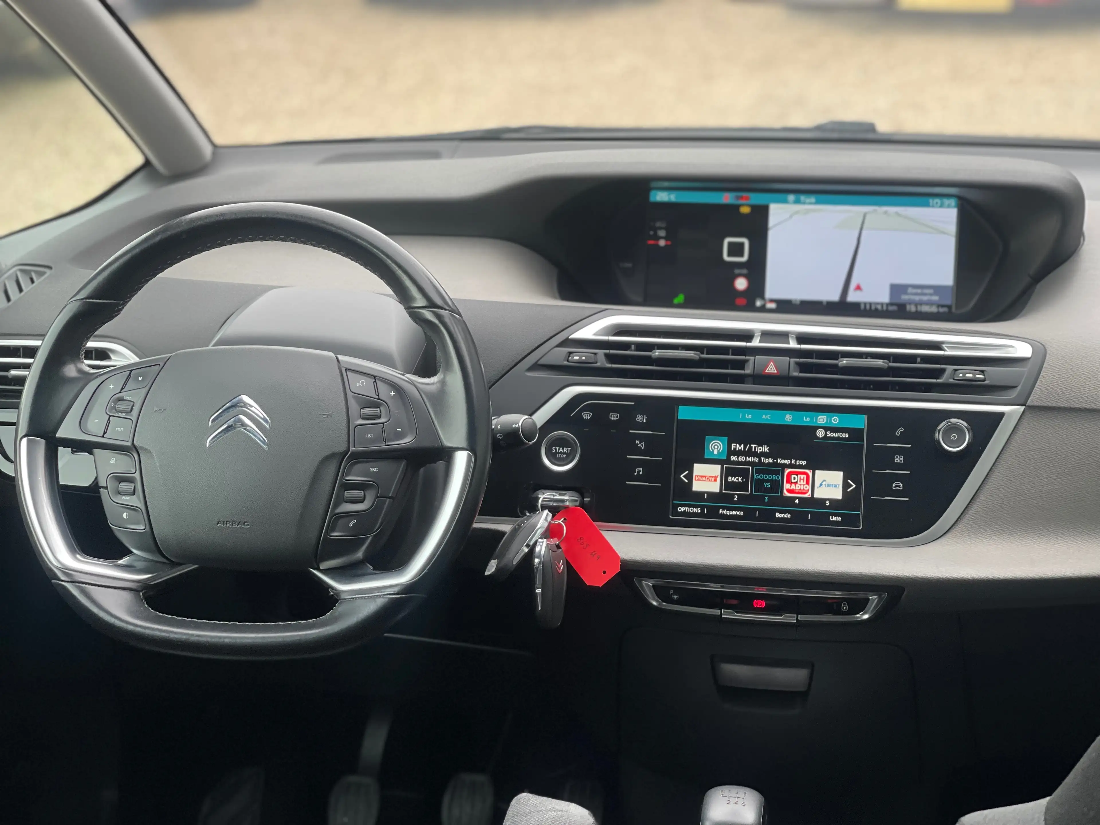 Citroen C4 SpaceTourer 1.5 BlueHDi*7PL*NAVI*GARANTIE 1AN*CARNET*FULL — photo 14