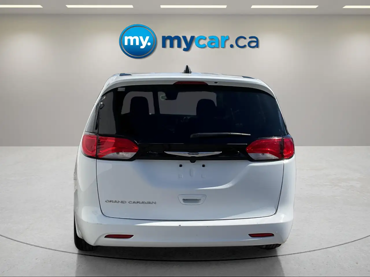 Chrysler Grand Caravan снимка Chrysler Grand Caravan