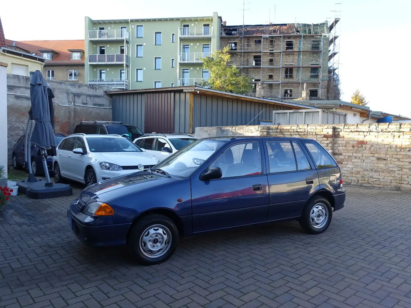 Suzuki Swift 1,0 GLX, EU3/D4, 5-türig, 1.Hand, Klima !! Blau - 2
