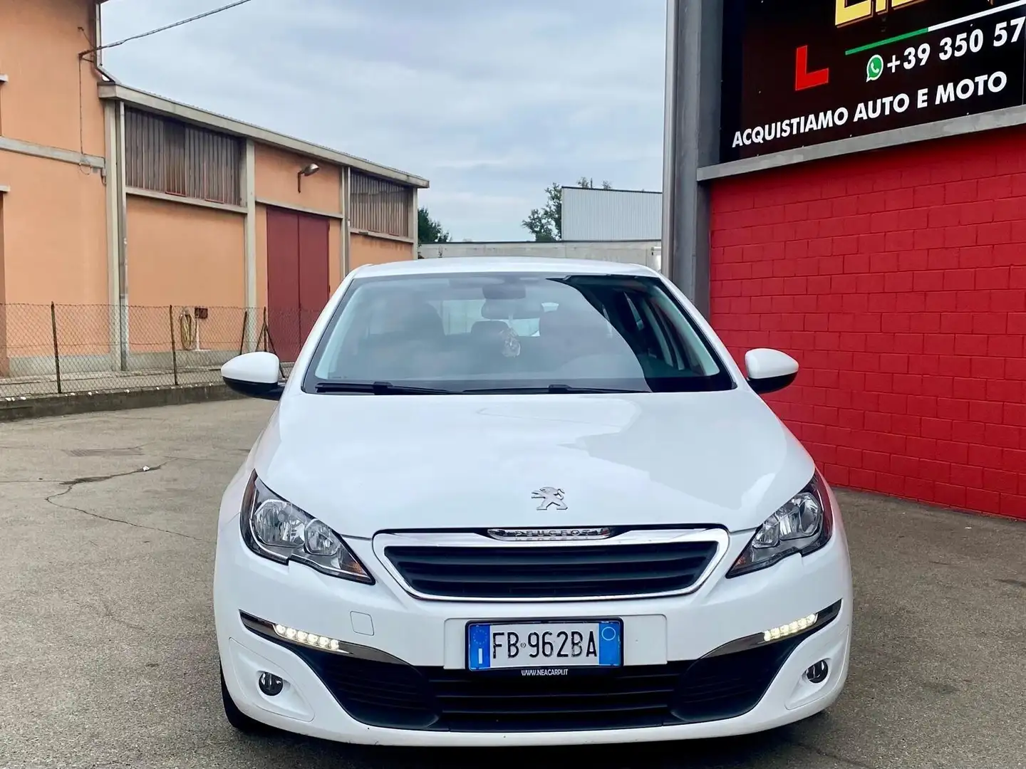 Peugeot 308 308 BlueHDi 120 S&S SW Business Bianco - 2