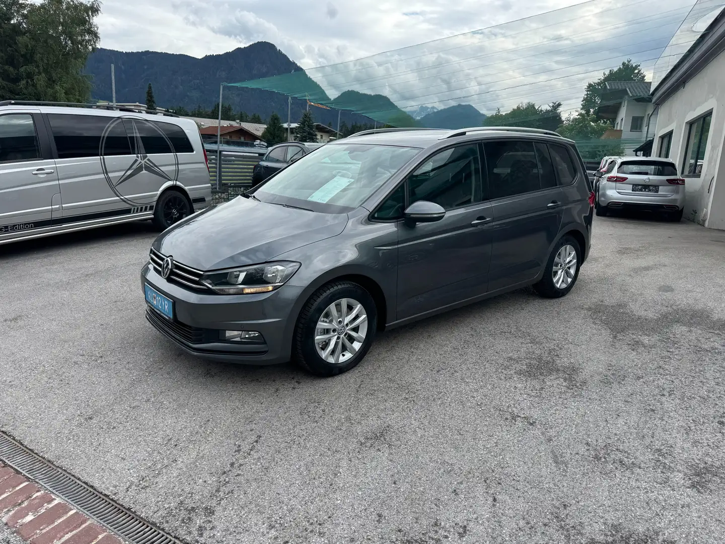 Volkswagen Touran Comfortline BMT/Start-Stopp Grau - 2