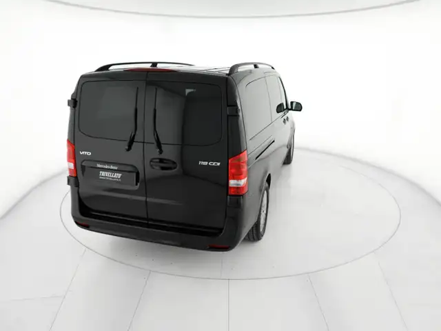 Mercedes-Benz Vito view 6