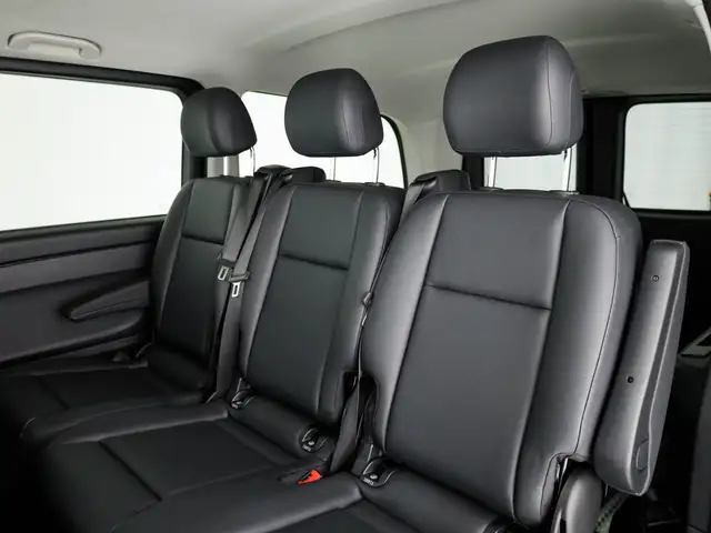 Mercedes-Benz Vito view 14