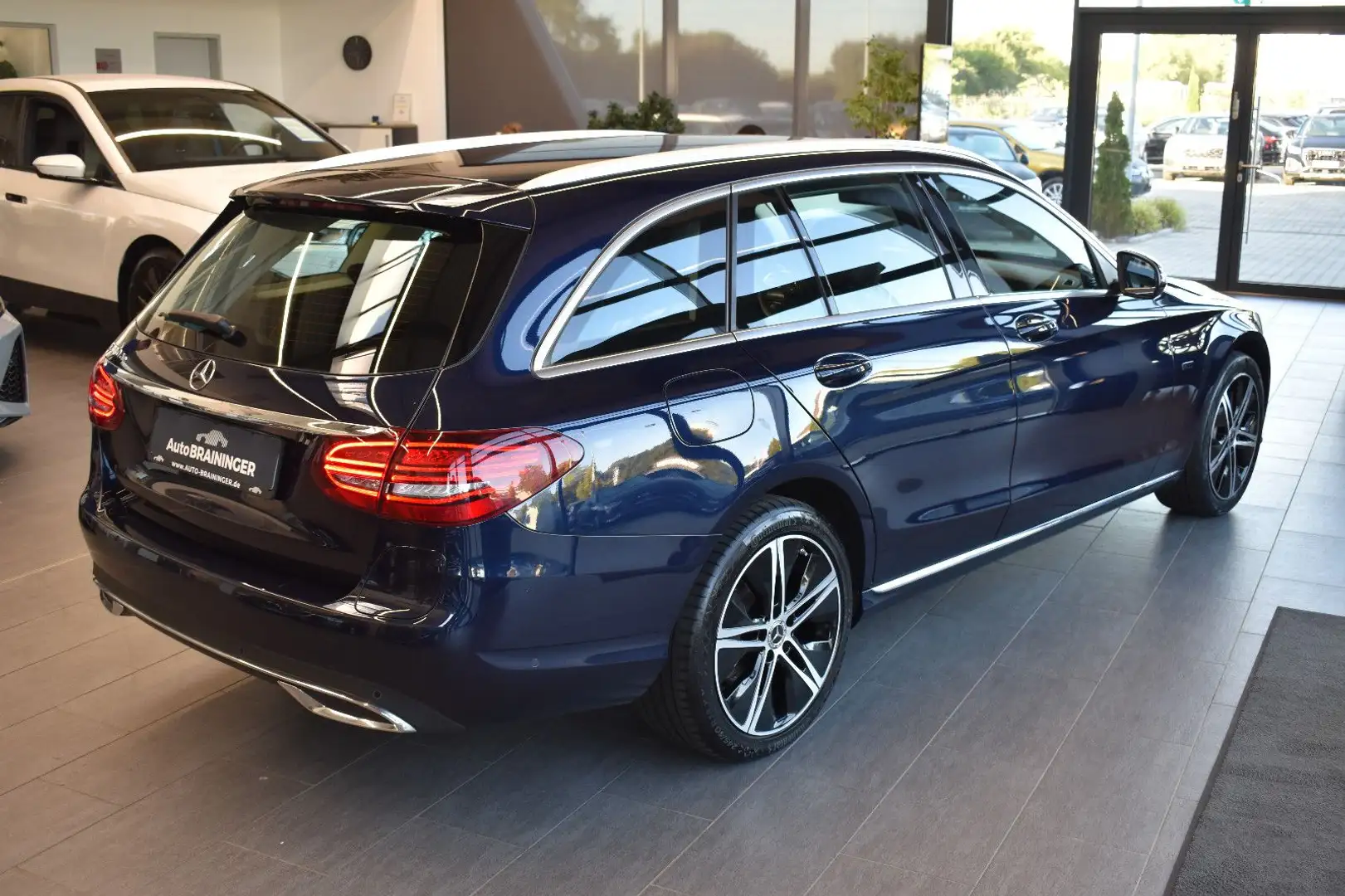 Mercedes-Benz C 300 C300de T 9G-tronic Avantgarde LED~HUD~RFKamera Blue - 2