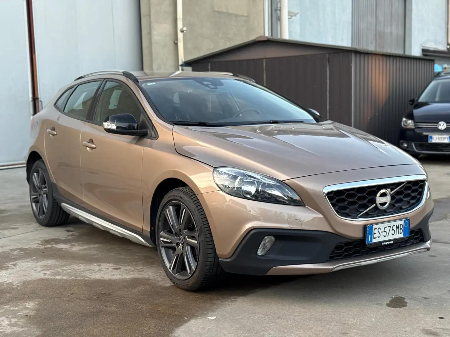 Volvo V40 Cross Country V40 II 2012 Cross Country 1.6 d2 Nova Plus Edition Beige - 2