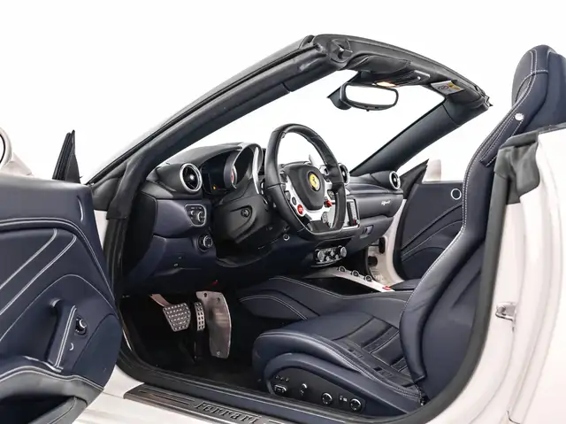Ferrari California view 8