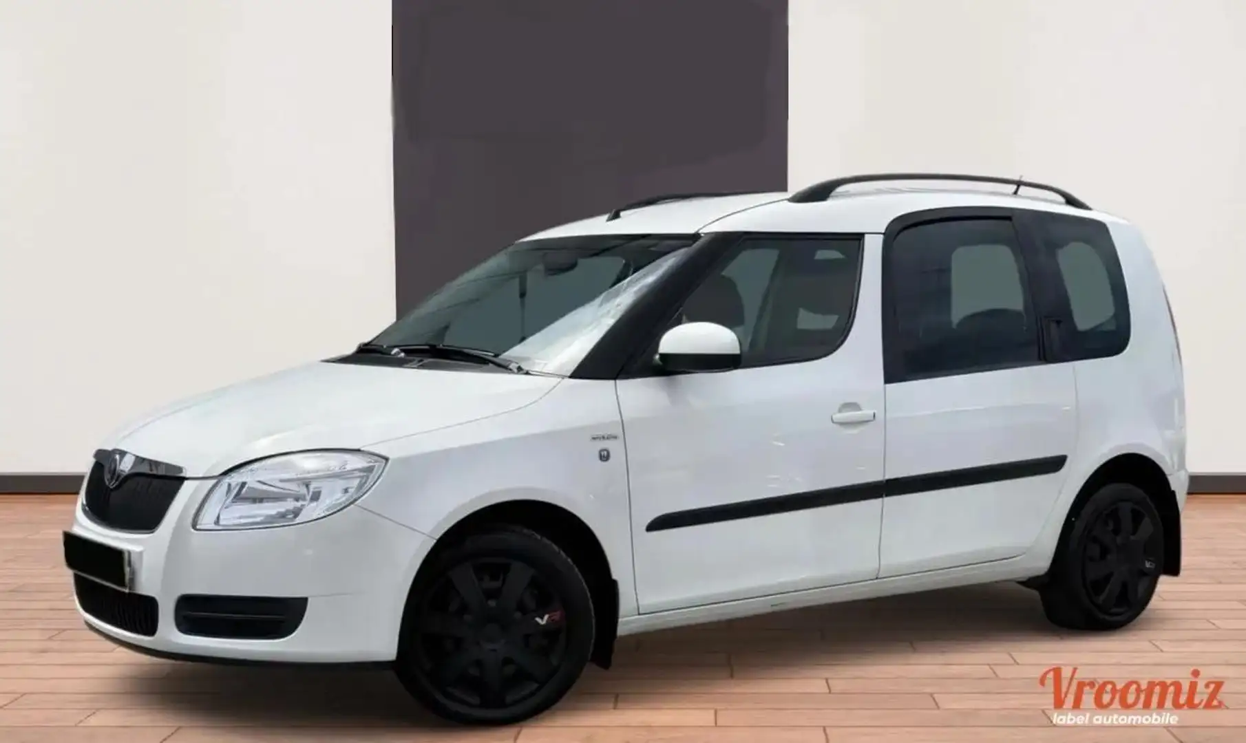 Skoda Roomster Phase II - 1.2 70ch 12V (5 cv) - BVM5 - 5 Portes - Ambition %2B PACK CLIM %2B 160 000KM Alb - 1