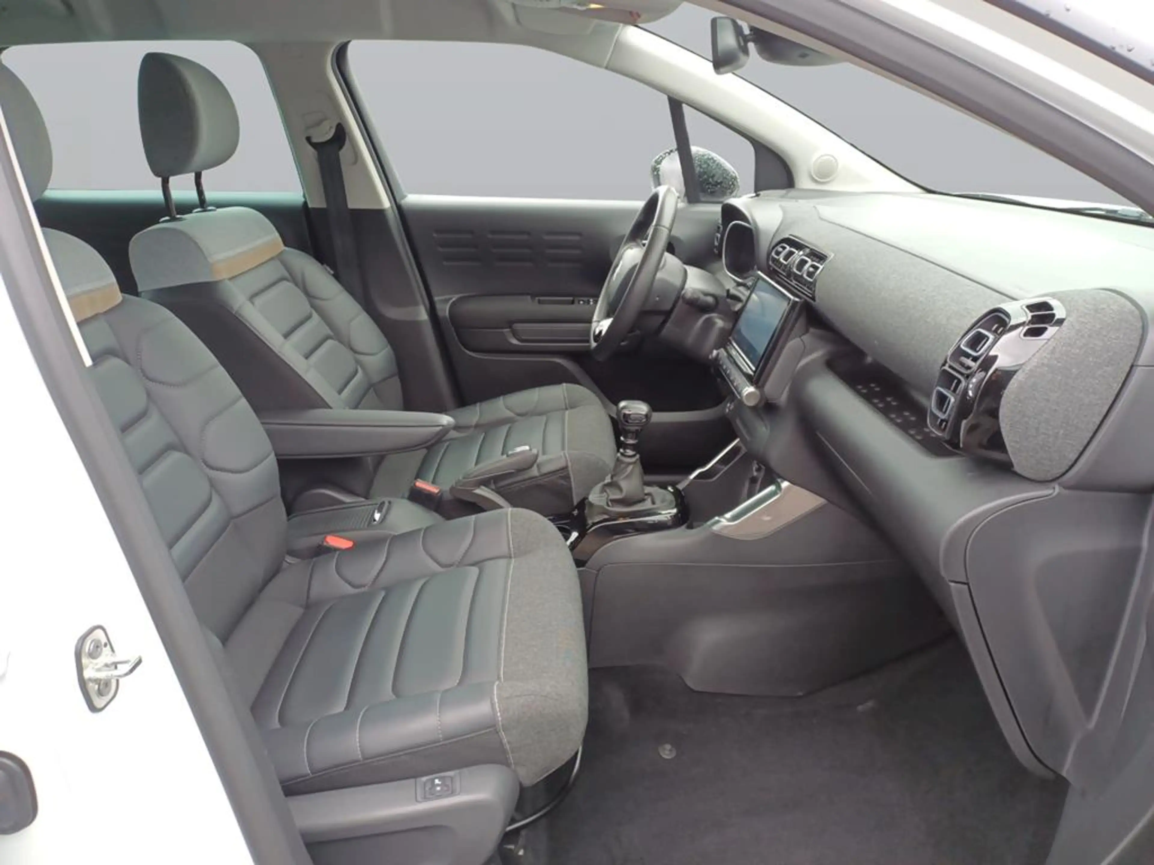 Citroen C3 Aircross Shine Pack — photo 11