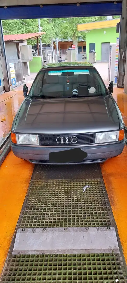 Audi 80 80 1.8 Serret 75cv Šedá - 1