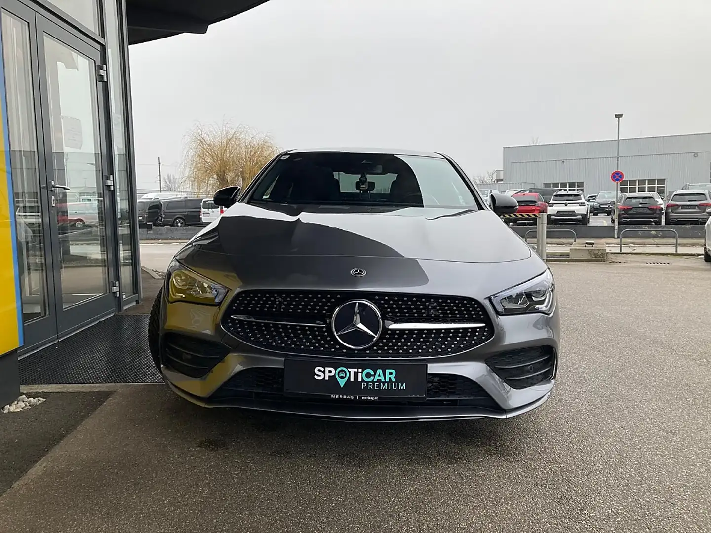 Mercedes-Benz CLA 200 d Coupe Entry Aut AMG LINE.!LED HIGH PERFORM,PA... Grau - 2