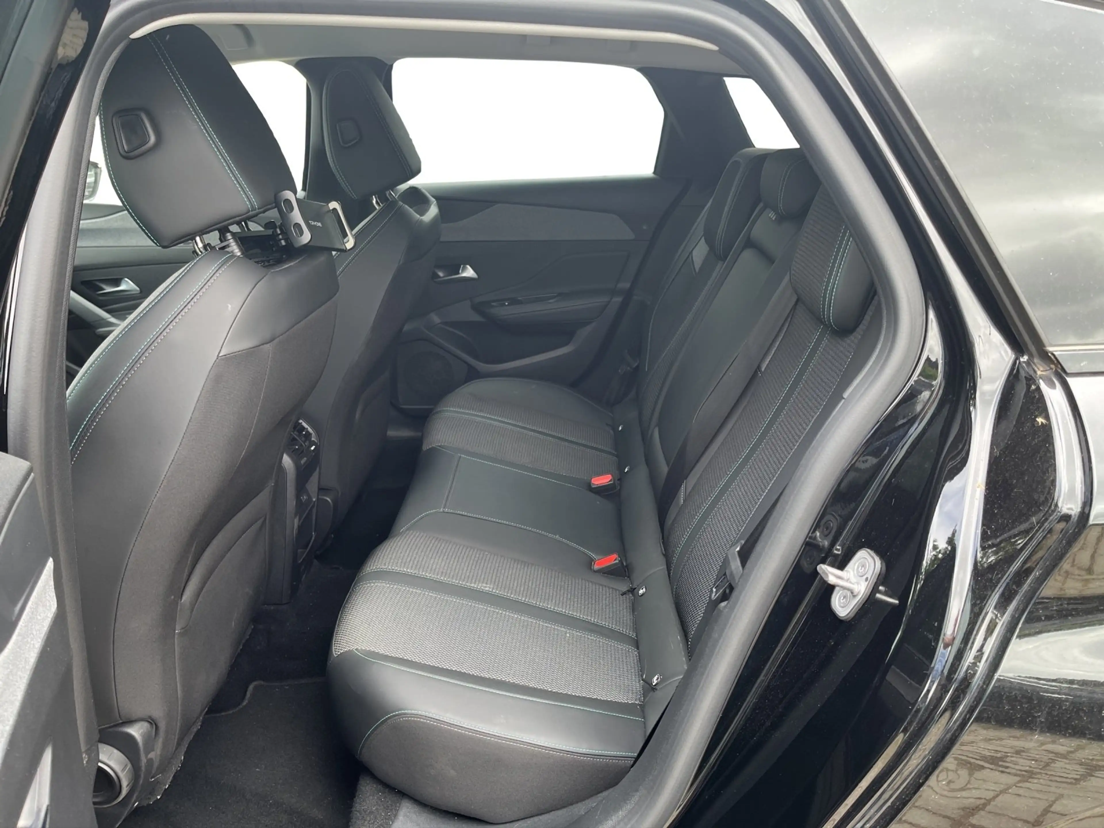 Peugeot 308 SW Allure PT 130 — photo 12