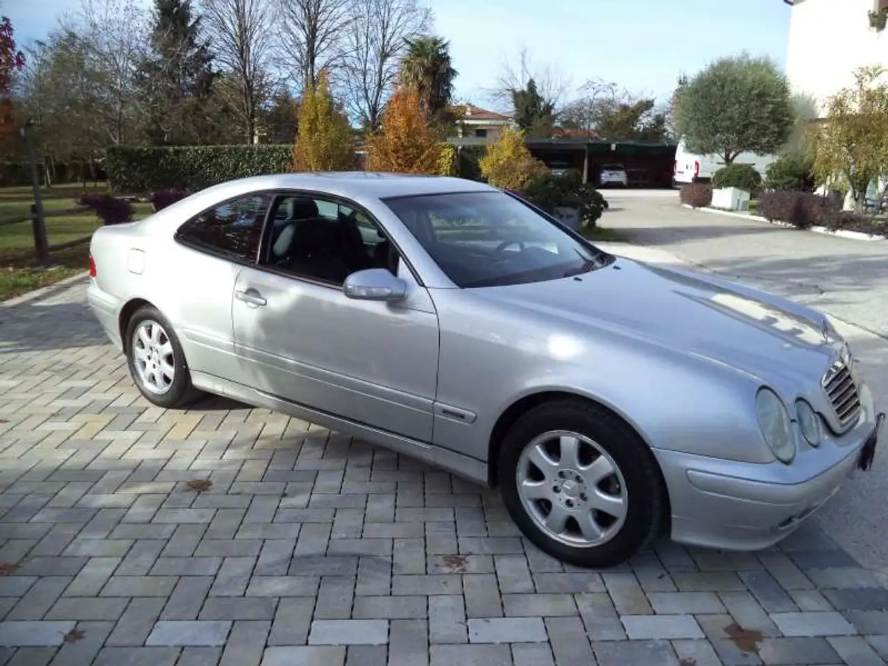 Mercedes-Benz CLK 200 CLK Coupe - C208 Coupe k evo Avantgarde Aut., foto 2