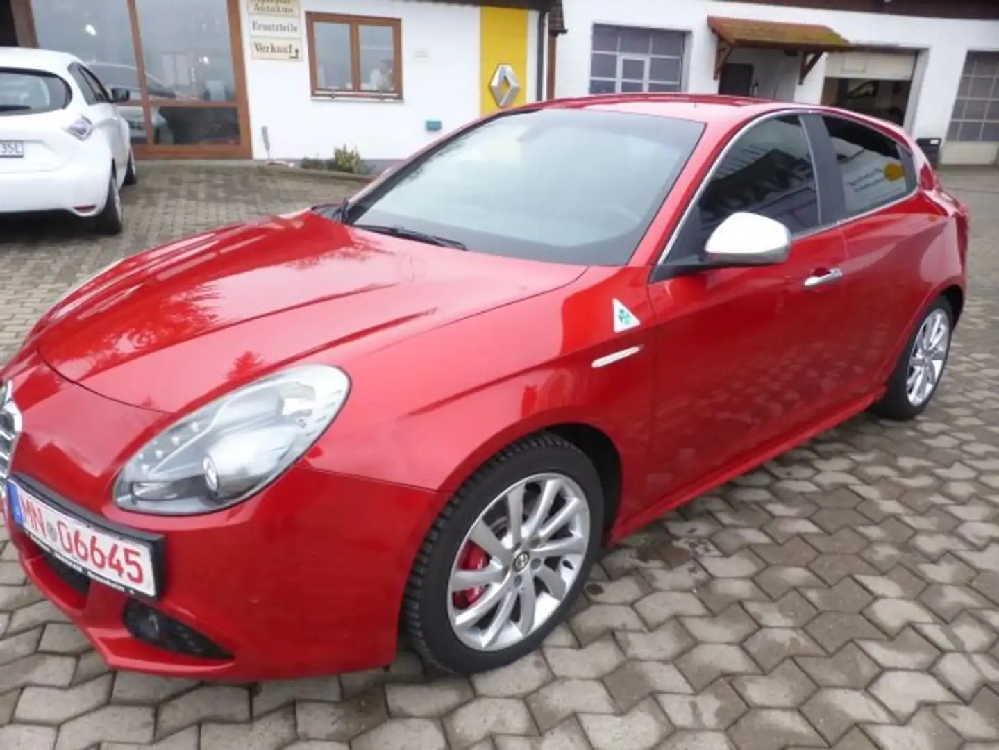 Alfa Romeo Giulietta Quadrifoglio Verde Rouge - 1