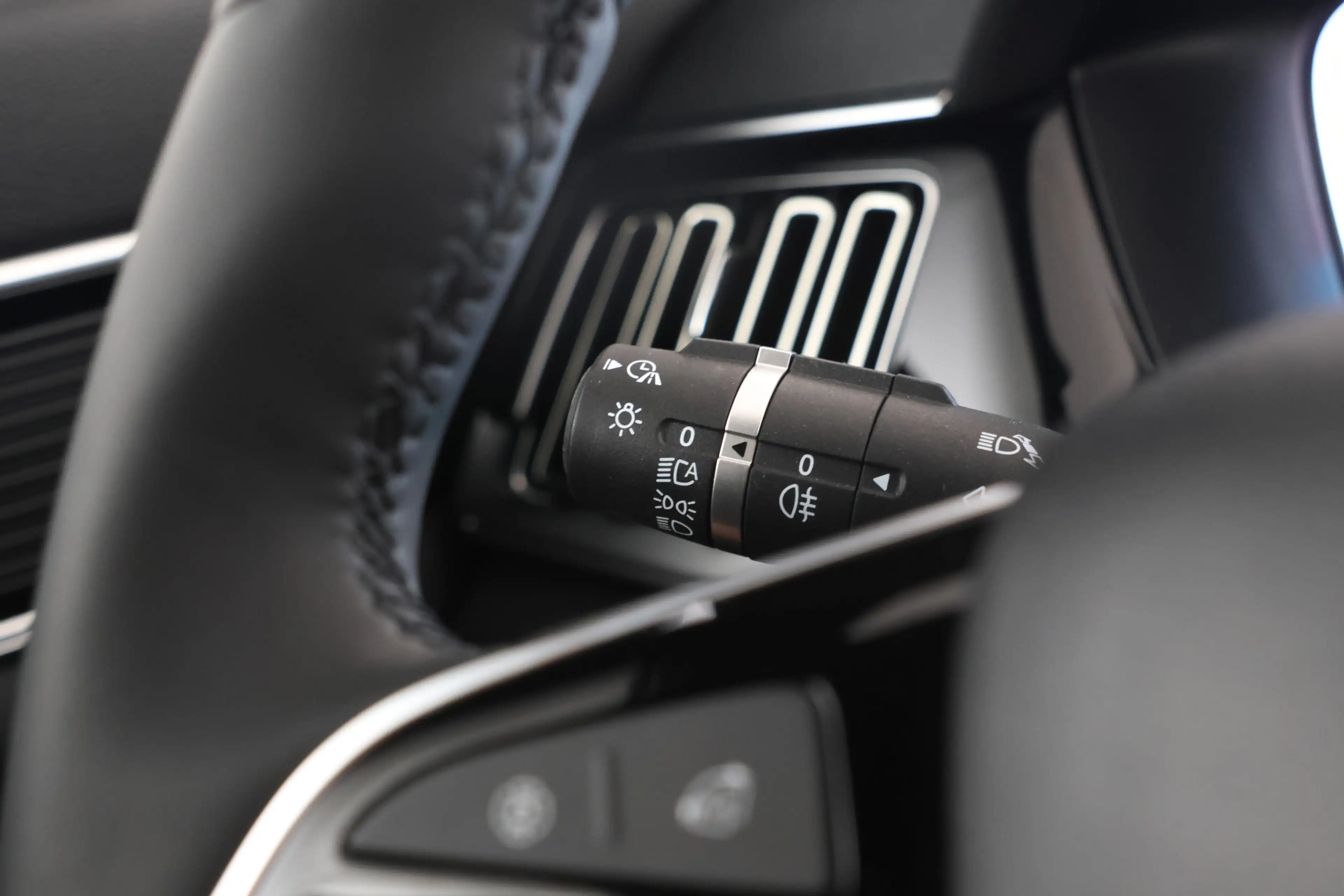 BYD Seal U 1.5 DM-i FWD Boost — photo 47