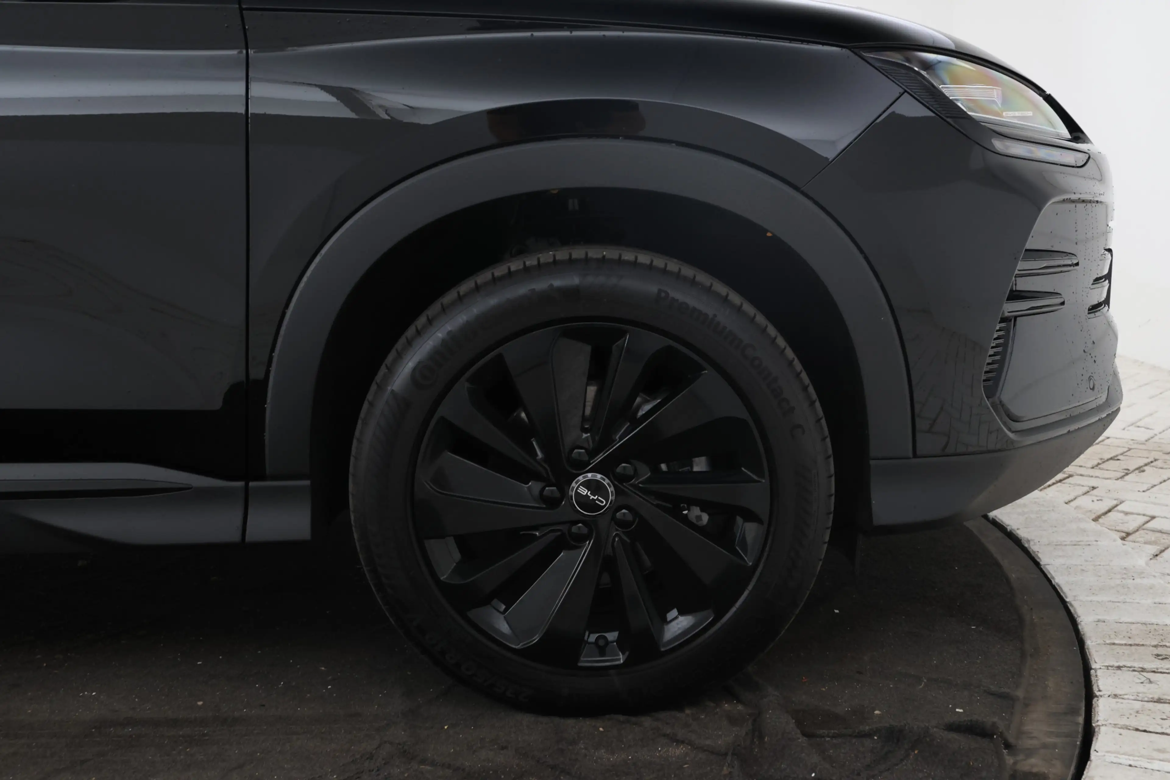 BYD Seal U 1.5 DM-i FWD Boost — photo 11