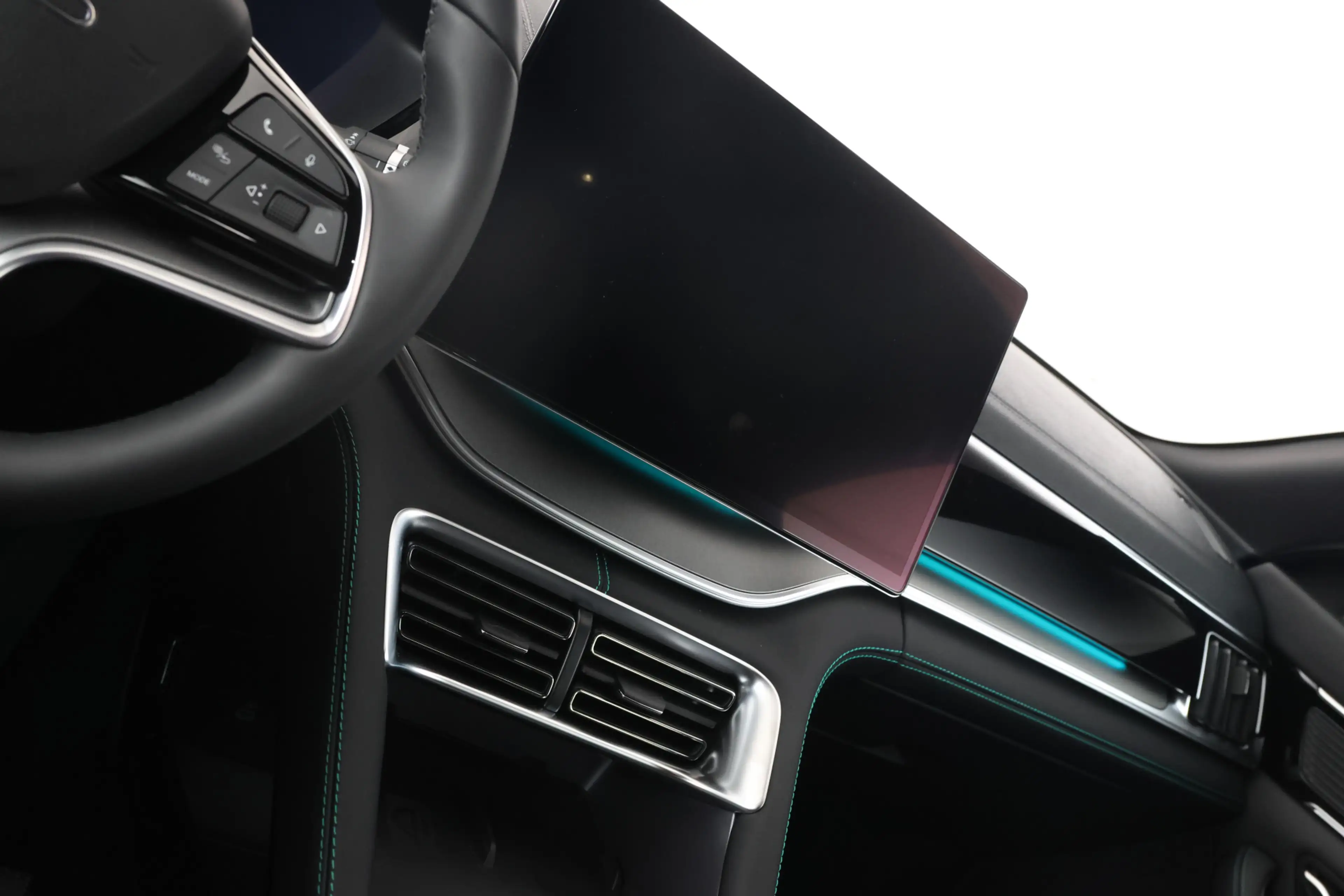 BYD Seal U 1.5 DM-i FWD Boost — photo 29