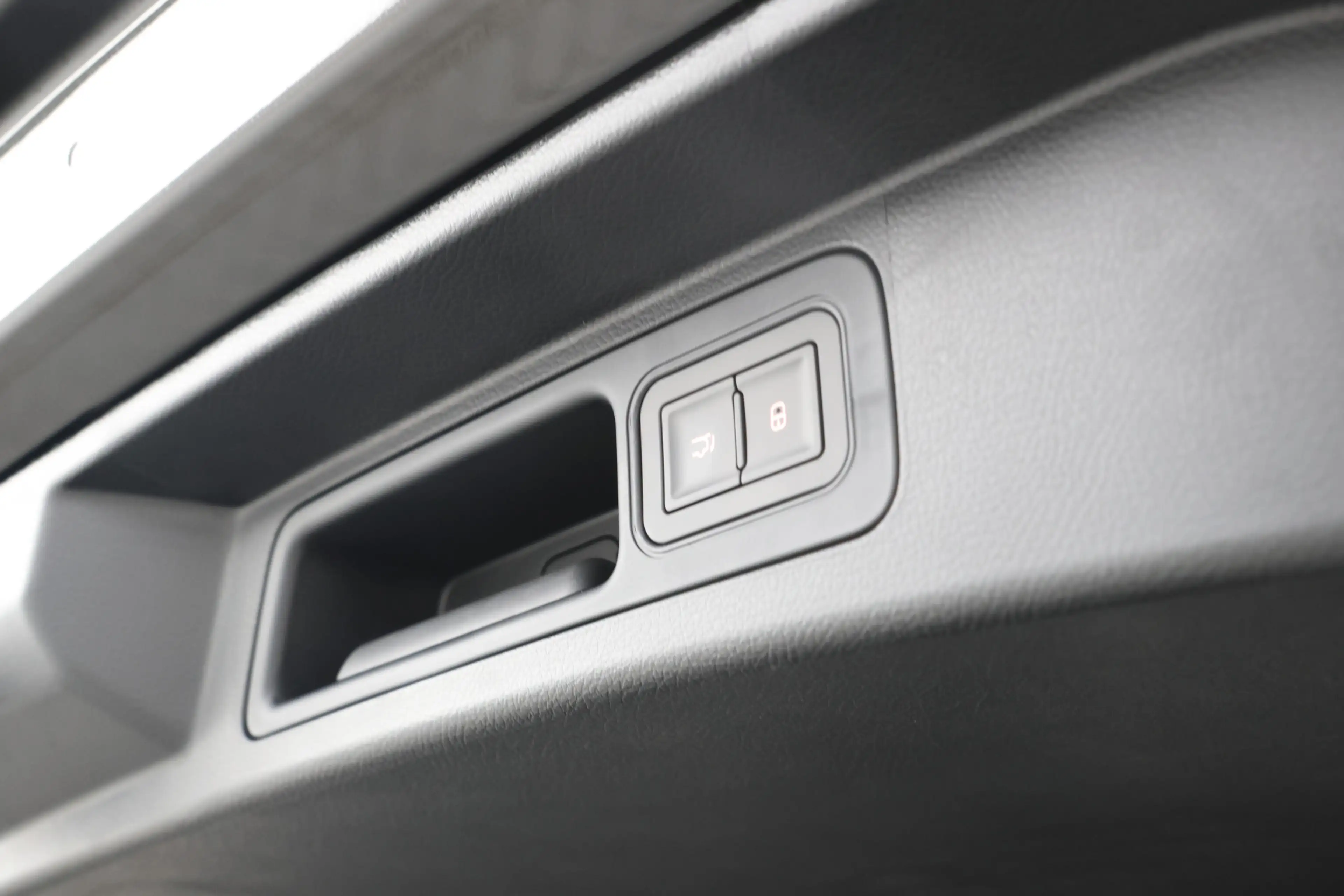 BYD Seal U 1.5 DM-i FWD Boost — photo 21