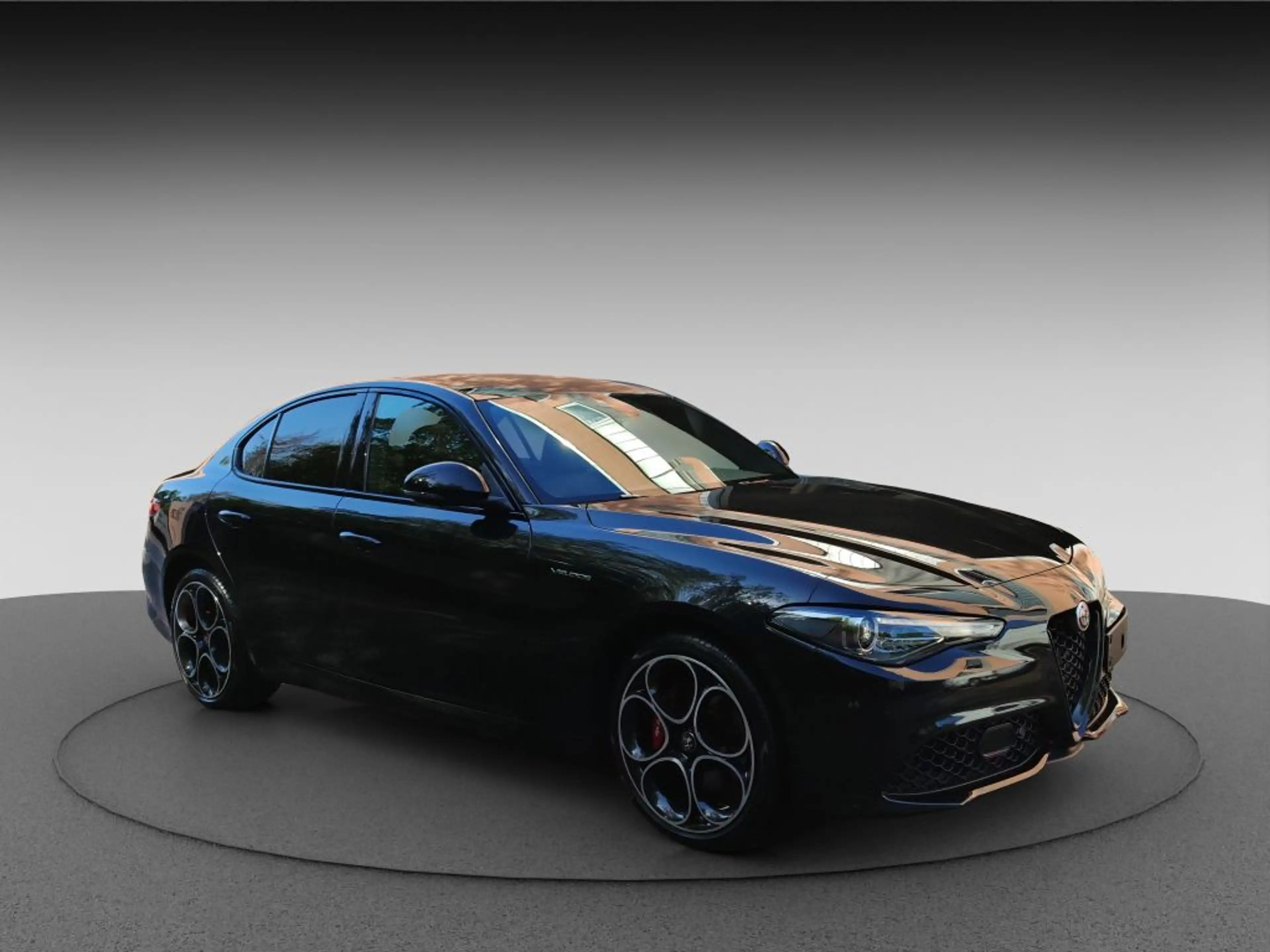 Alfa Romeo Giulia GIULIA 280PS VELOCE PANORAMA PREMIUM ASSISTENZP — photo 2